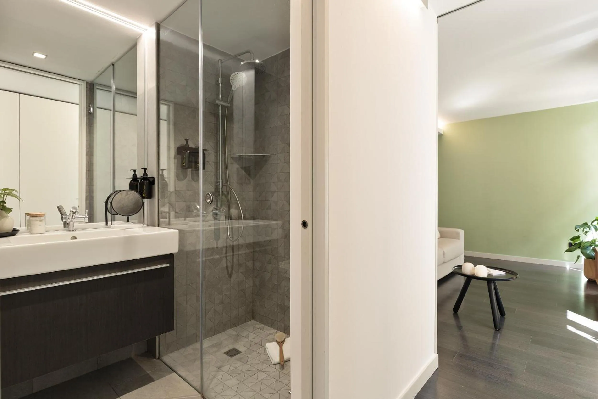 Bathroom in Ola Living Portaferrissa