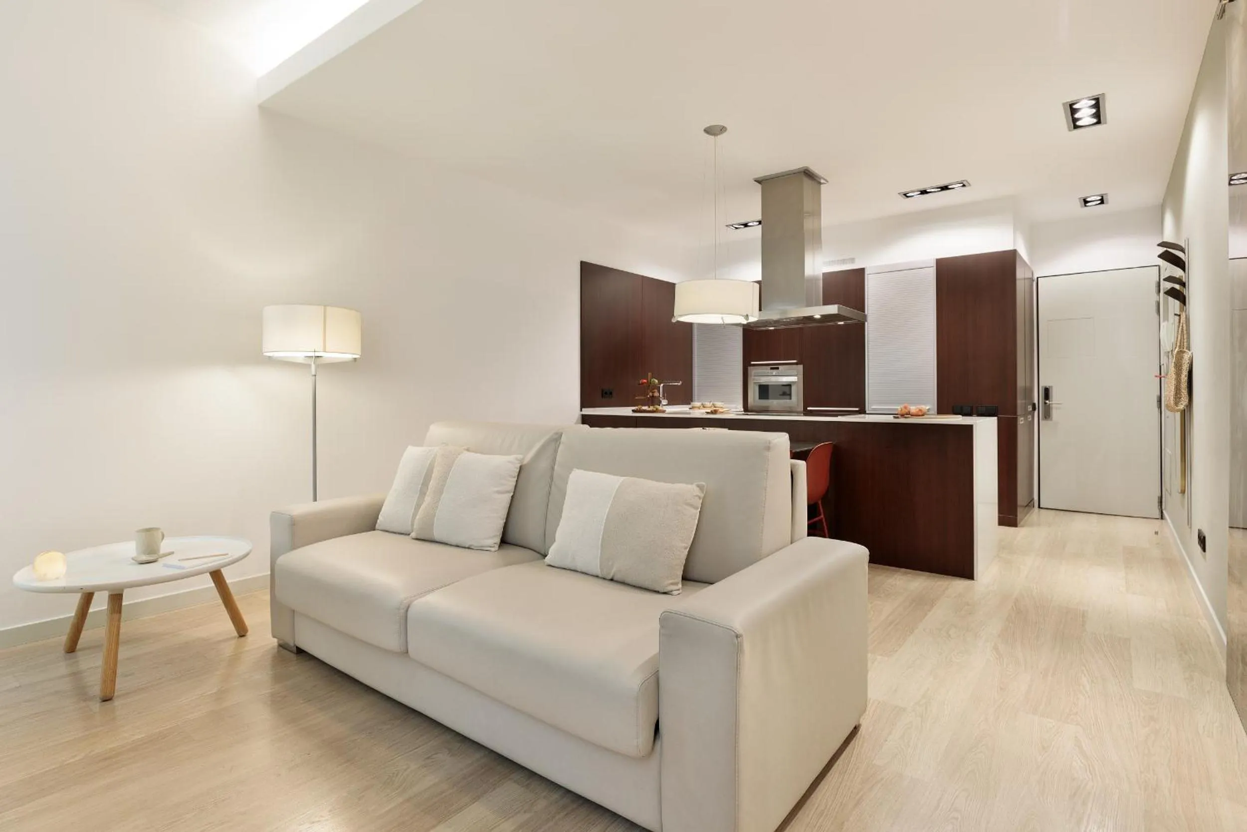 Dining area in Ola Living Portaferrissa