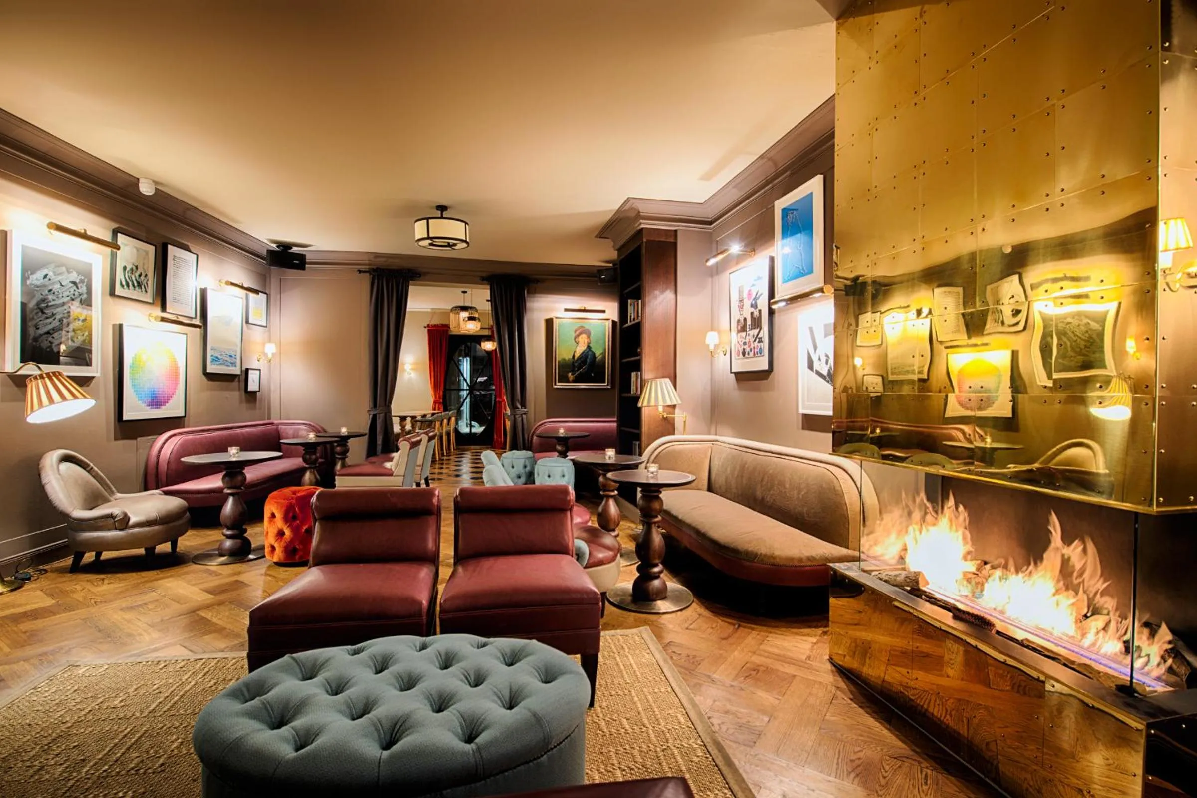 Lounge or bar in Mondrian Suites Berlin am Checkpoint Charlie