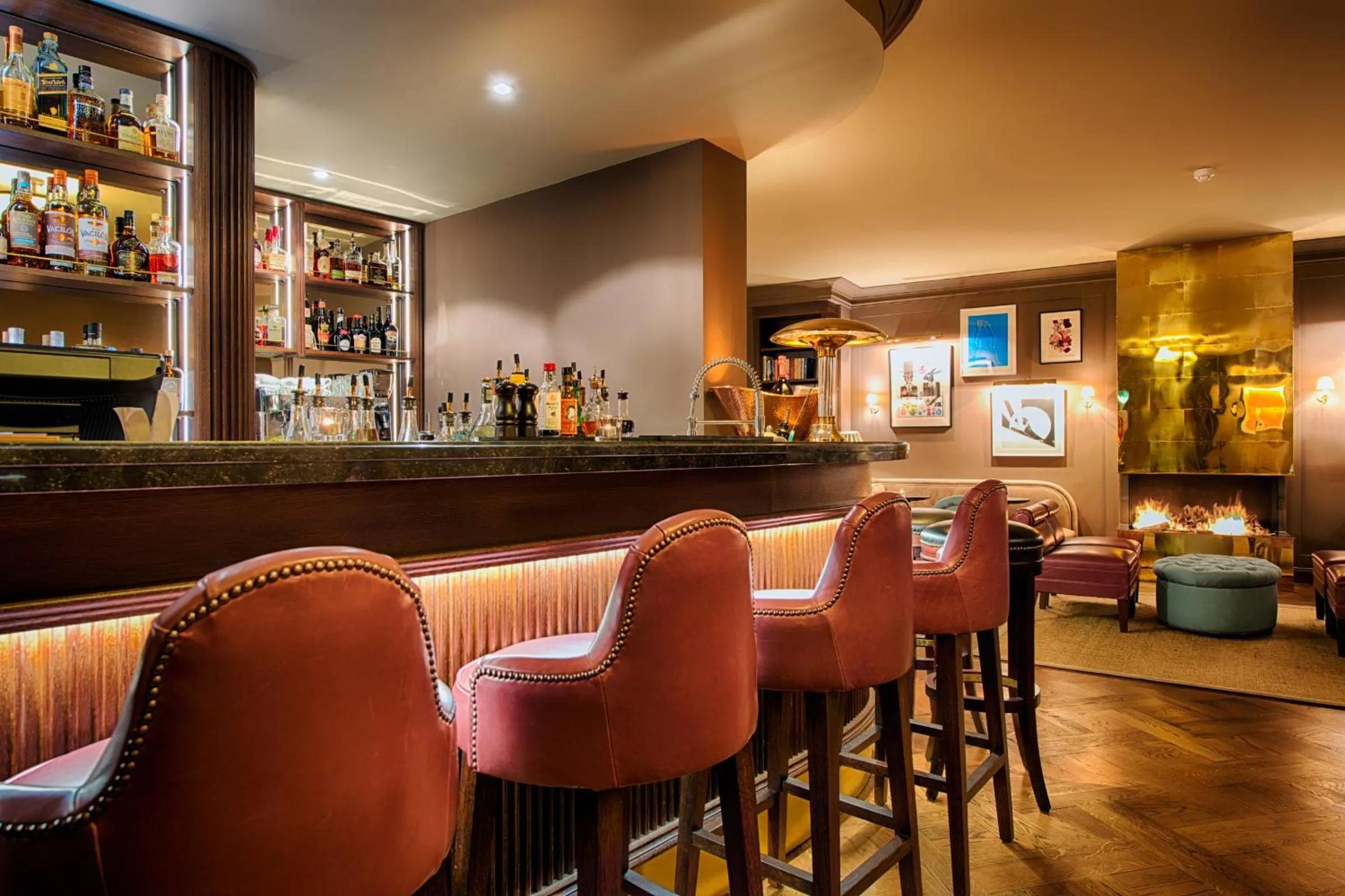 Lounge or bar in Mondrian Suites Berlin am Checkpoint Charlie