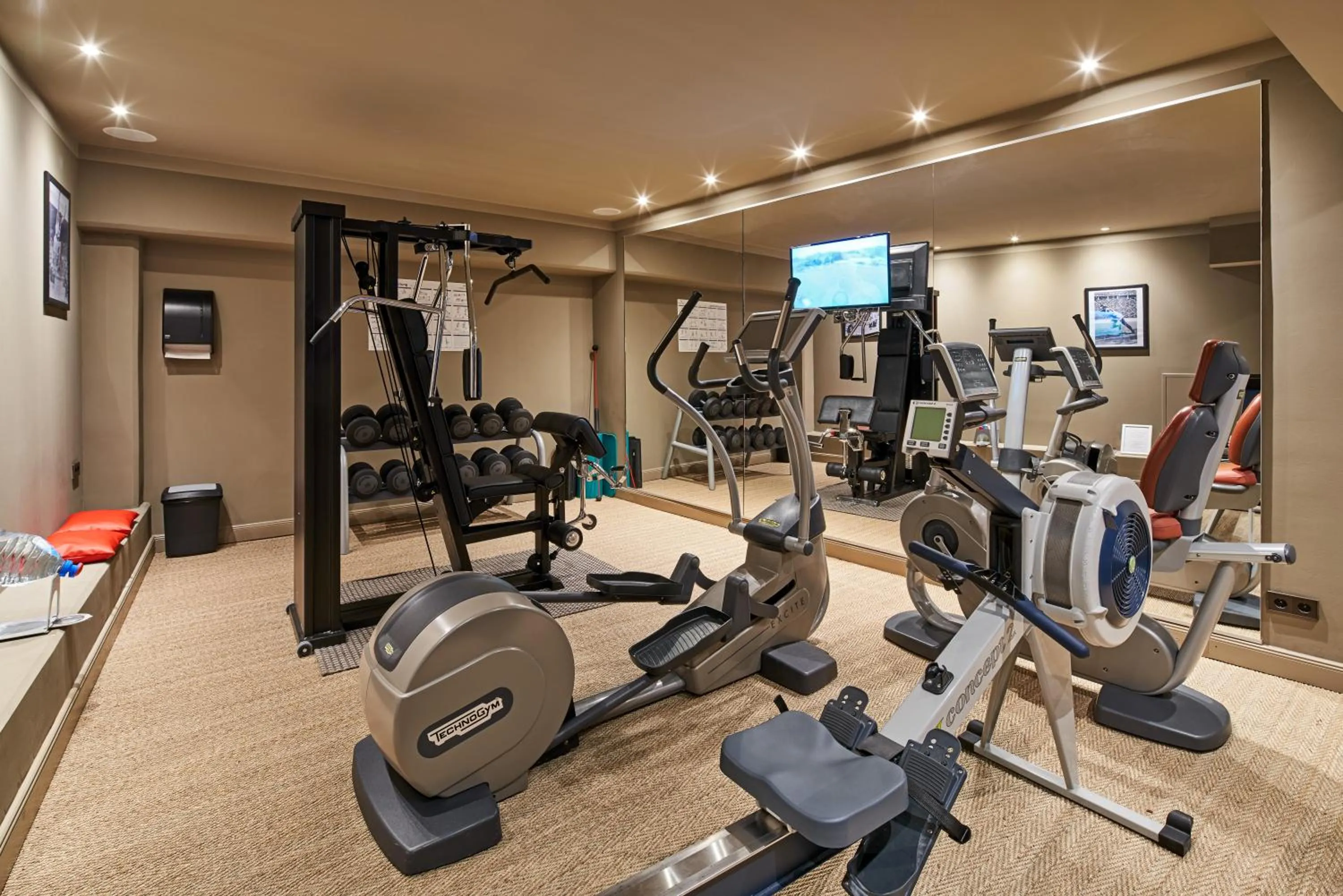 Fitness centre/facilities in Mondrian Suites Berlin am Checkpoint Charlie