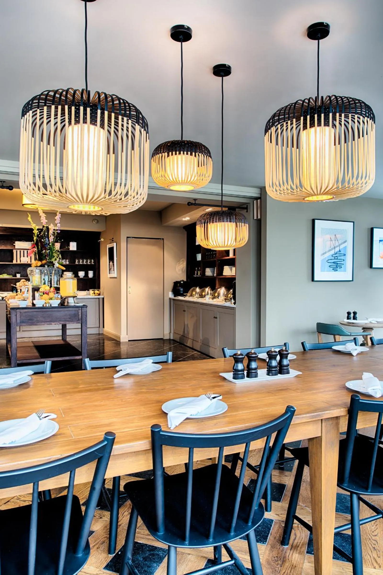 Restaurant/places to eat in Mondrian Suites Berlin am Checkpoint Charlie