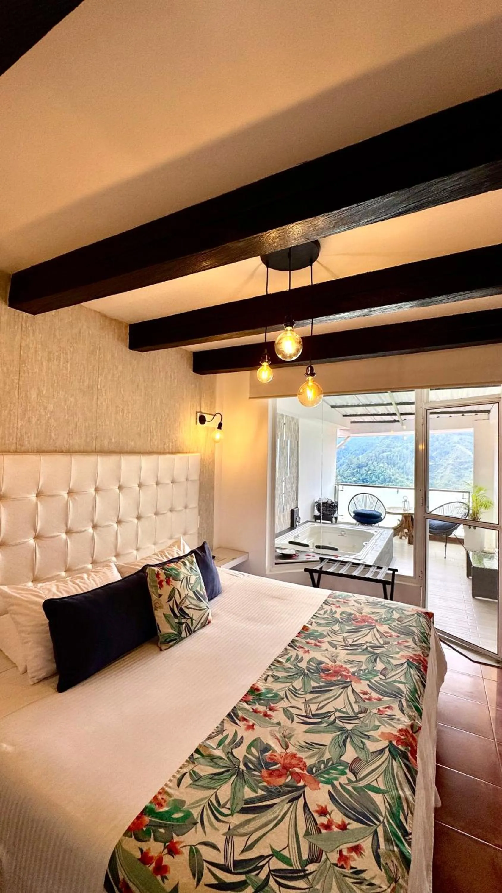 Photo of the whole room, Bed in Hotel El Mirador del Cocora