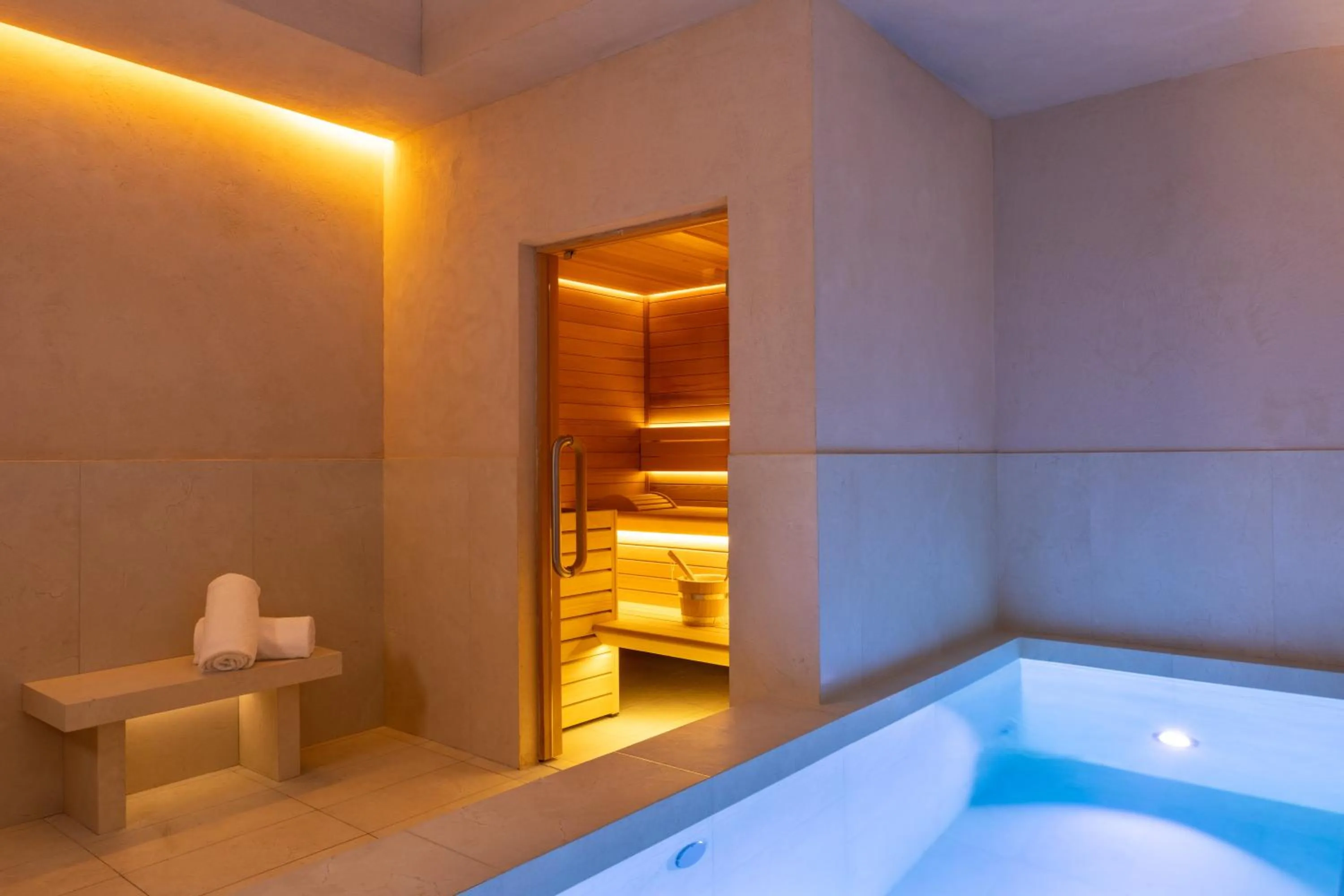 Sauna in Almarine Eiffel Hotel & Spa by Malone