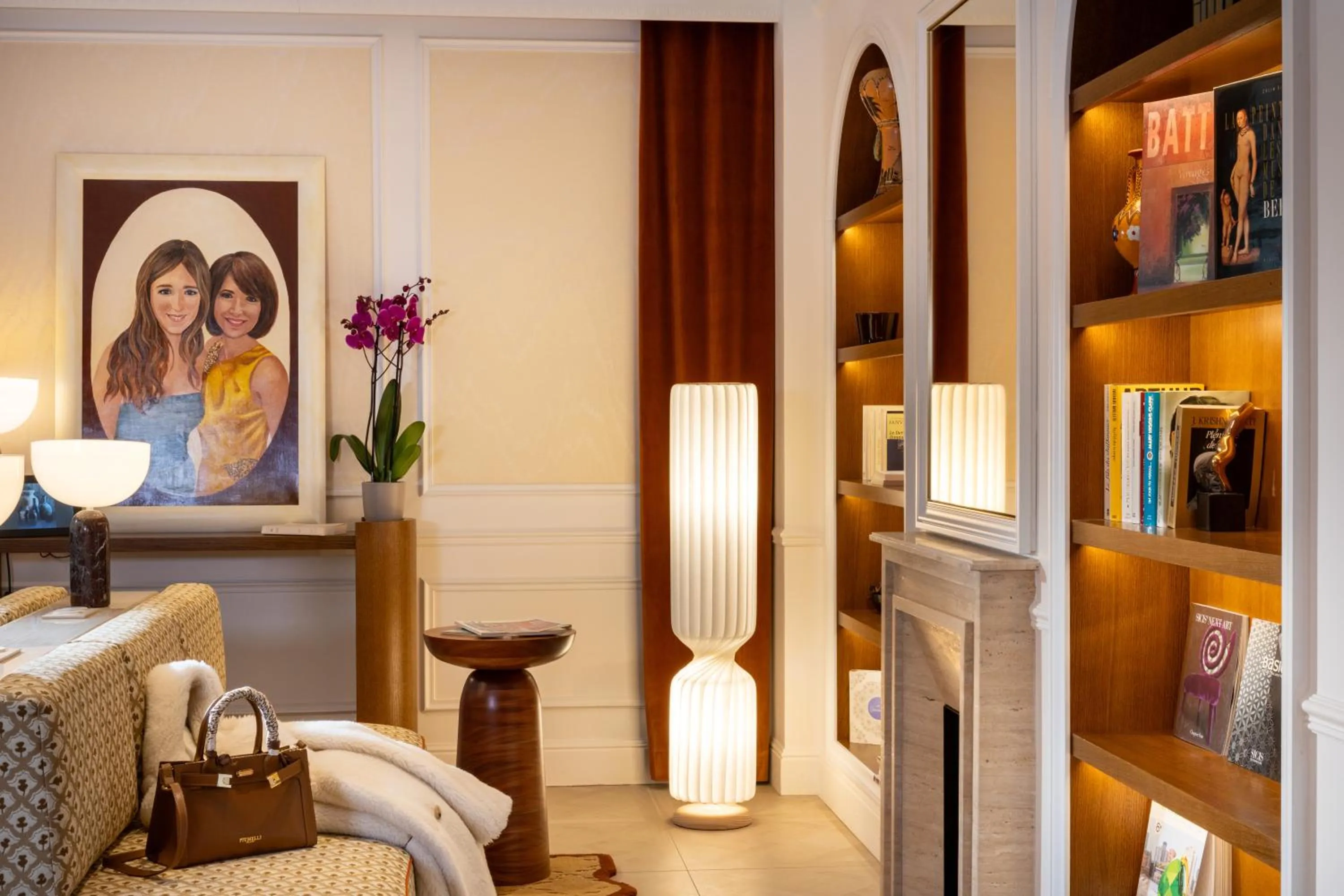 Lobby or reception, Bed in Almarine Eiffel Hotel & Spa by Malone