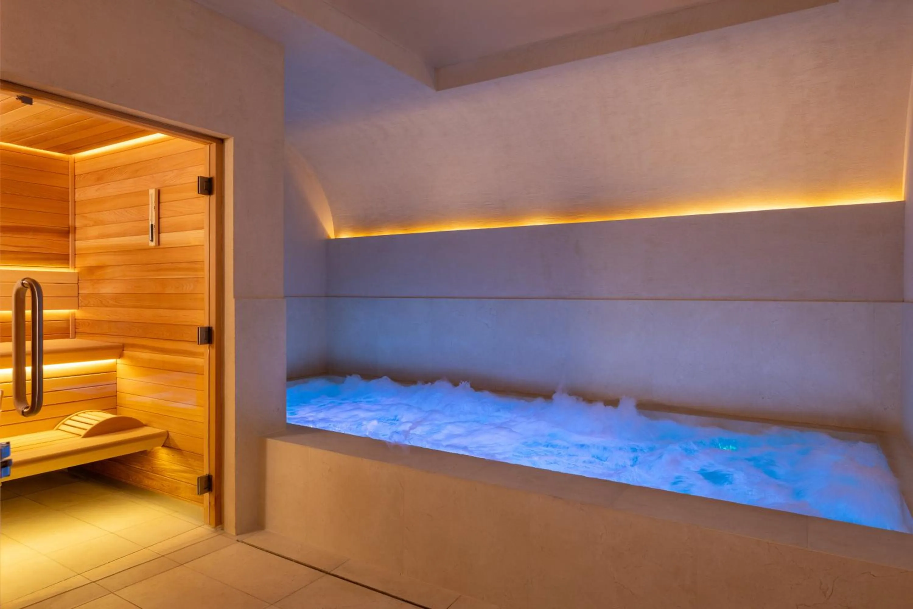 Swimming pool in Almarine Eiffel Hotel & Spa by Malone