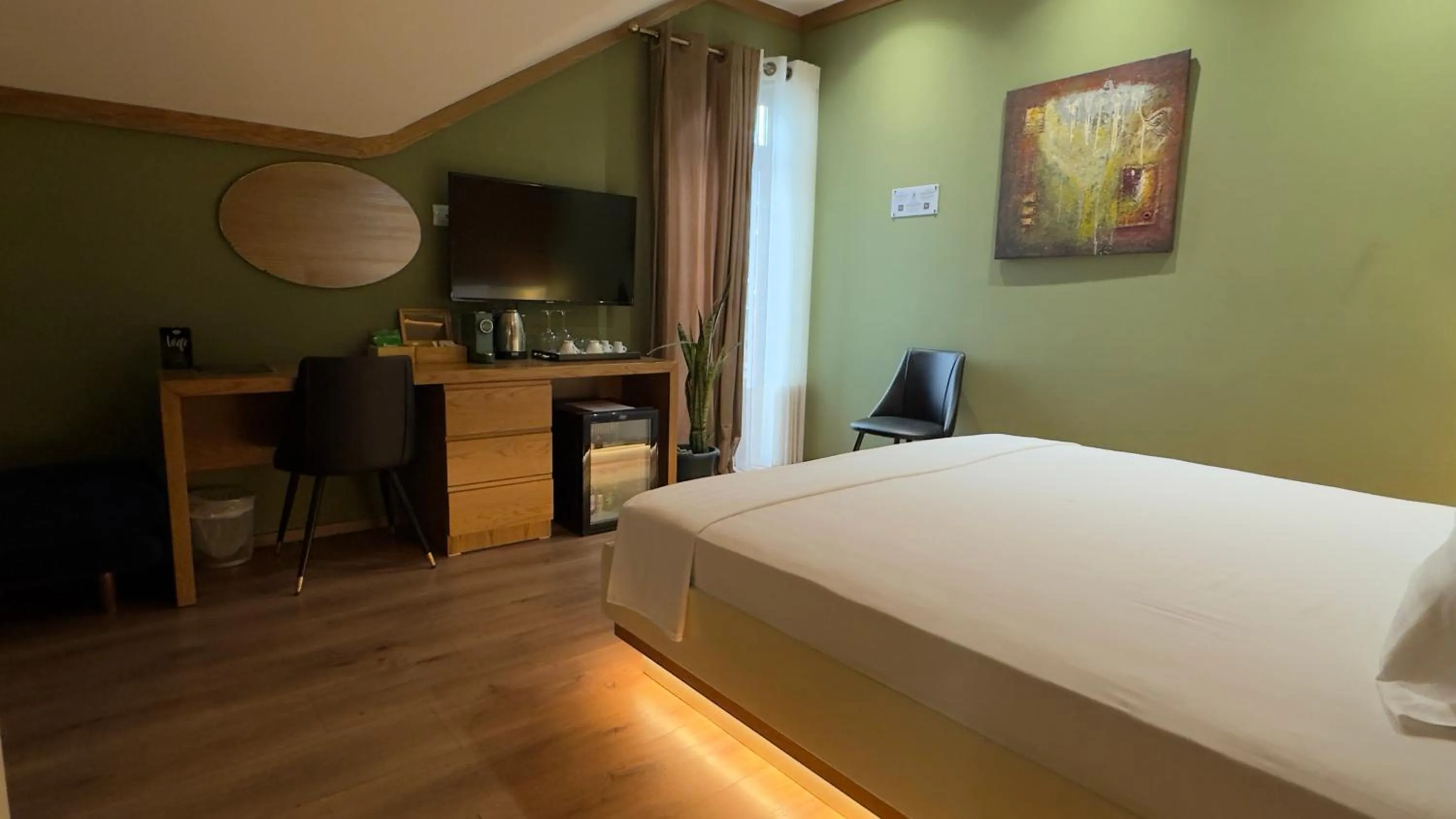 Bedroom, Bed in Chateau Fasel