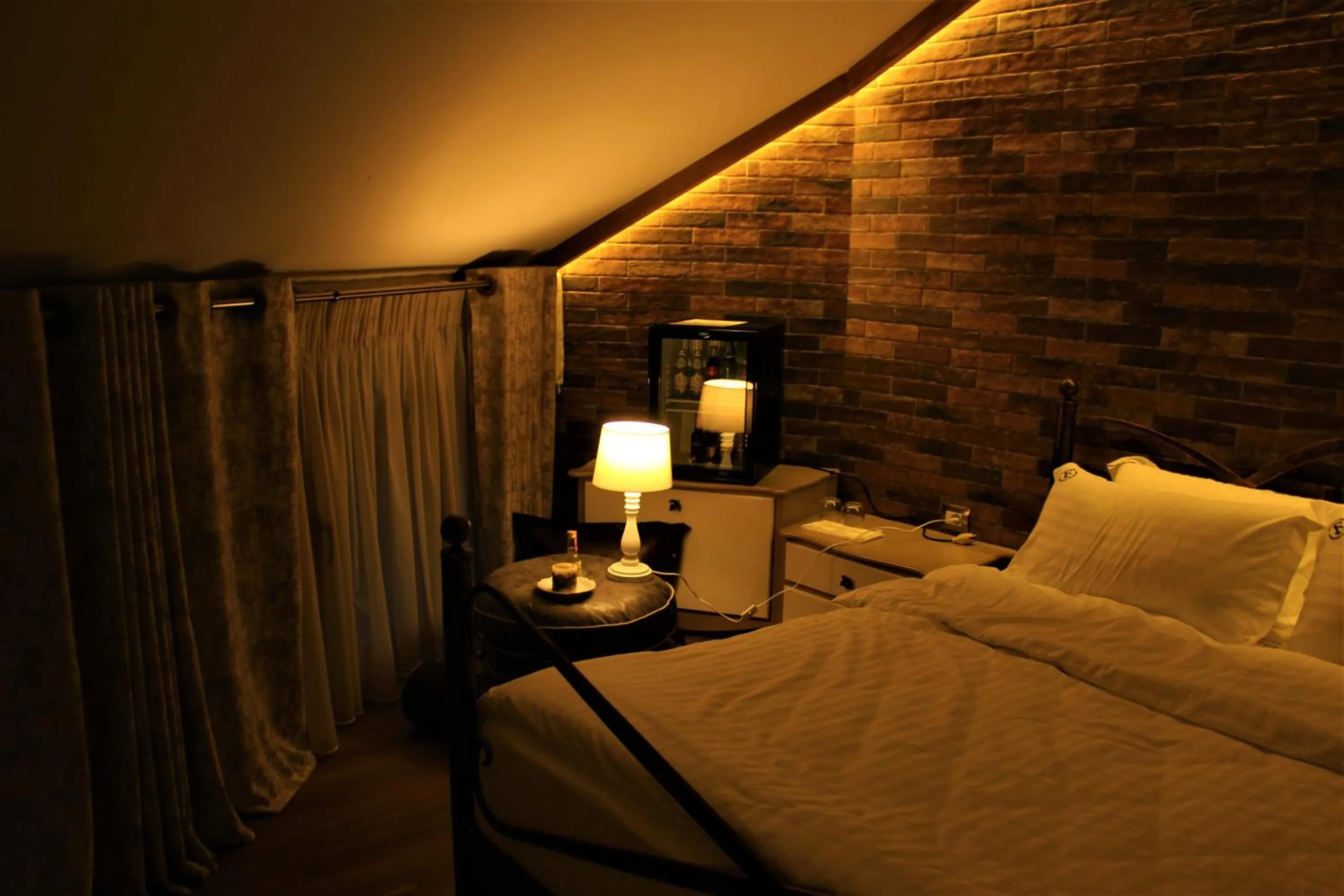 Bedroom, Bed in Chateau Fasel