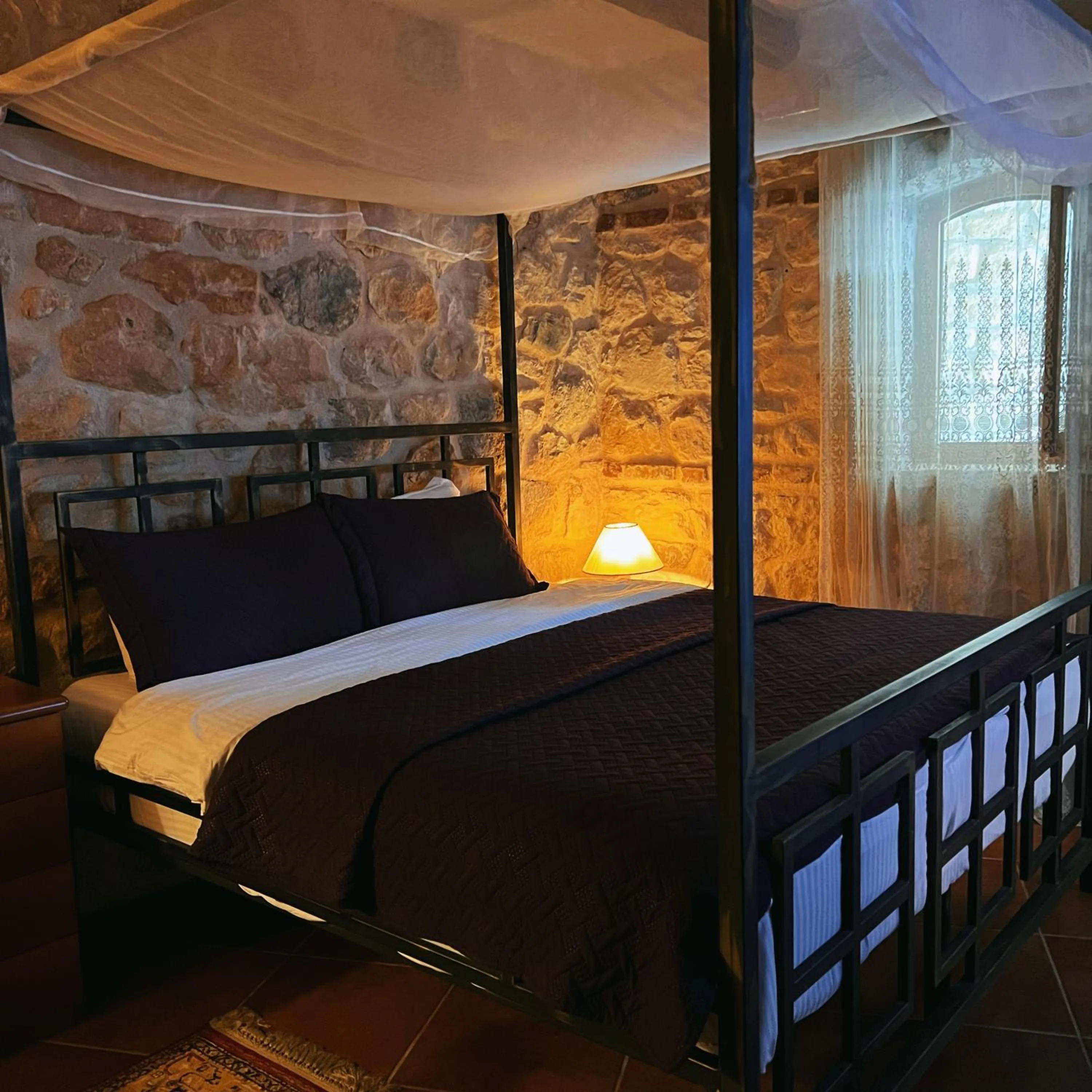 Bedroom, Bed in Chateau Fasel