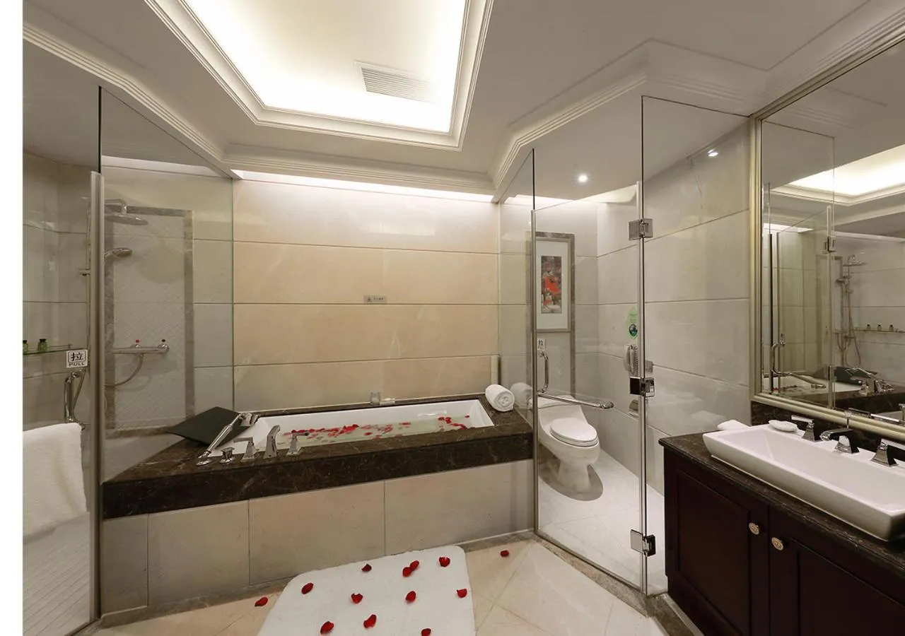 Bathroom in Ming Cheng Hotel Fuzhou