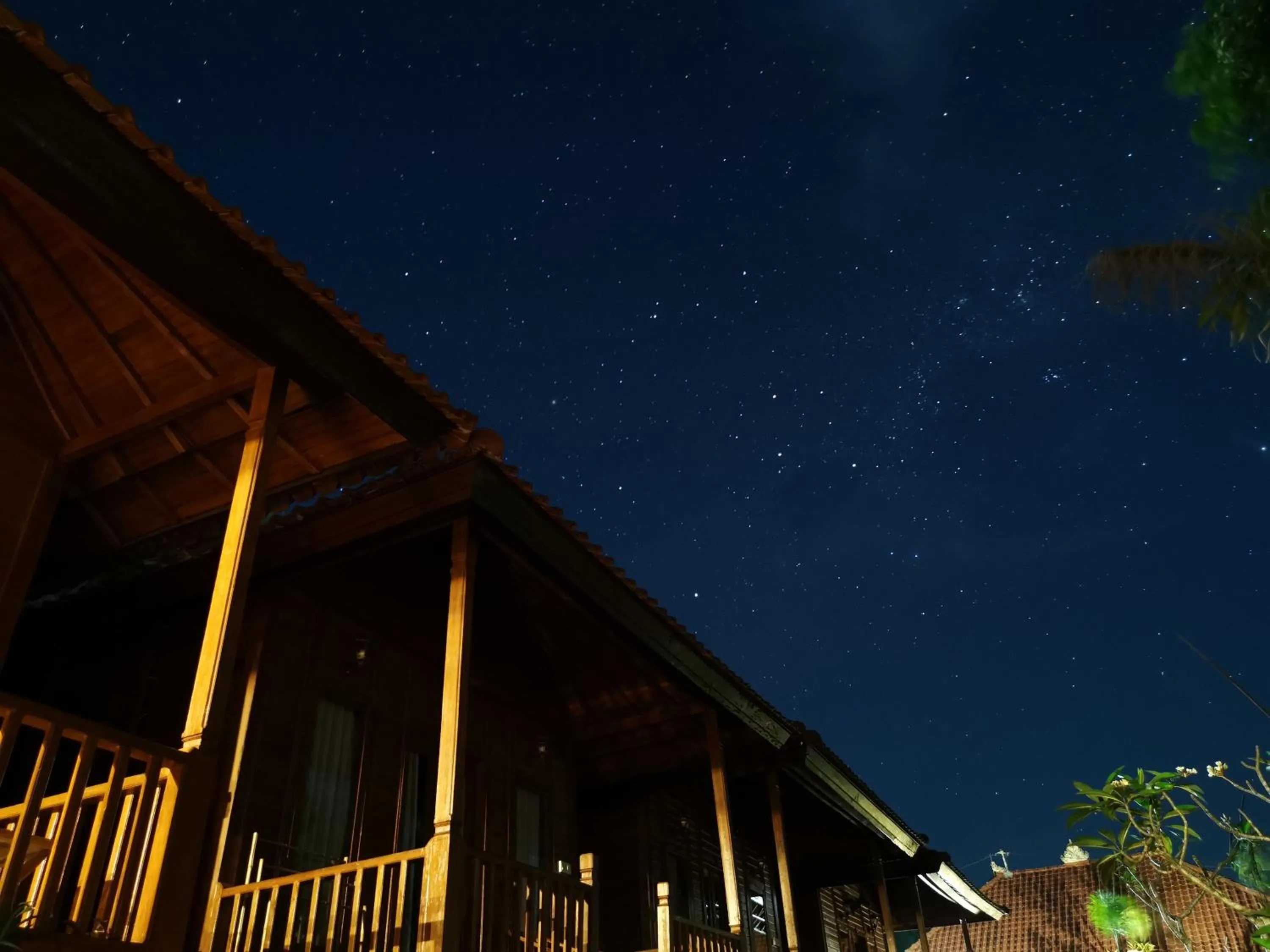 Night in Kamasan Cottage By Reccoma