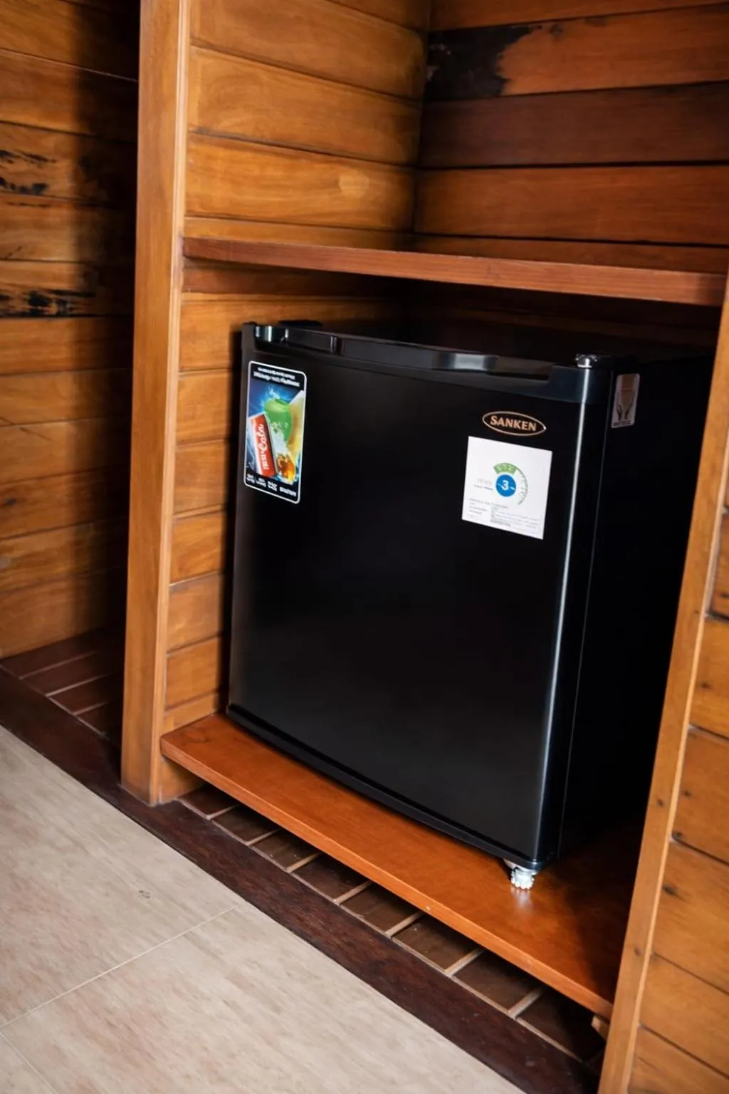 minibar in Kamasan Cottage By Reccoma