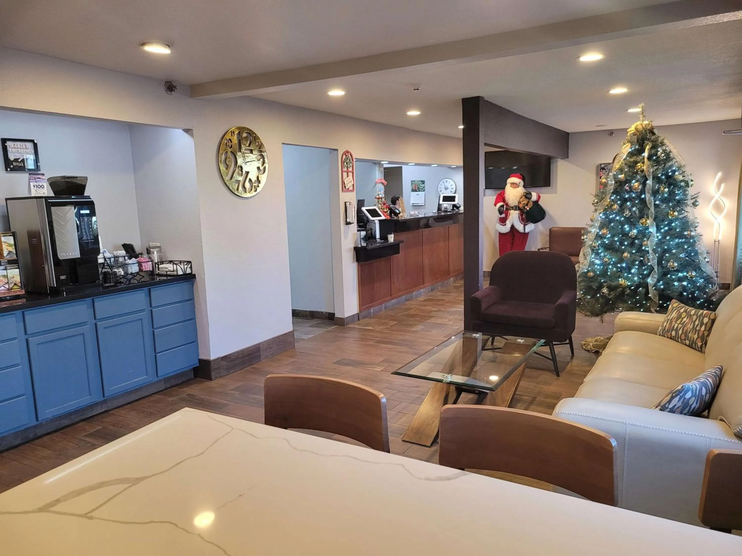 Lobby or reception in Best Western Plus Altoona Inn