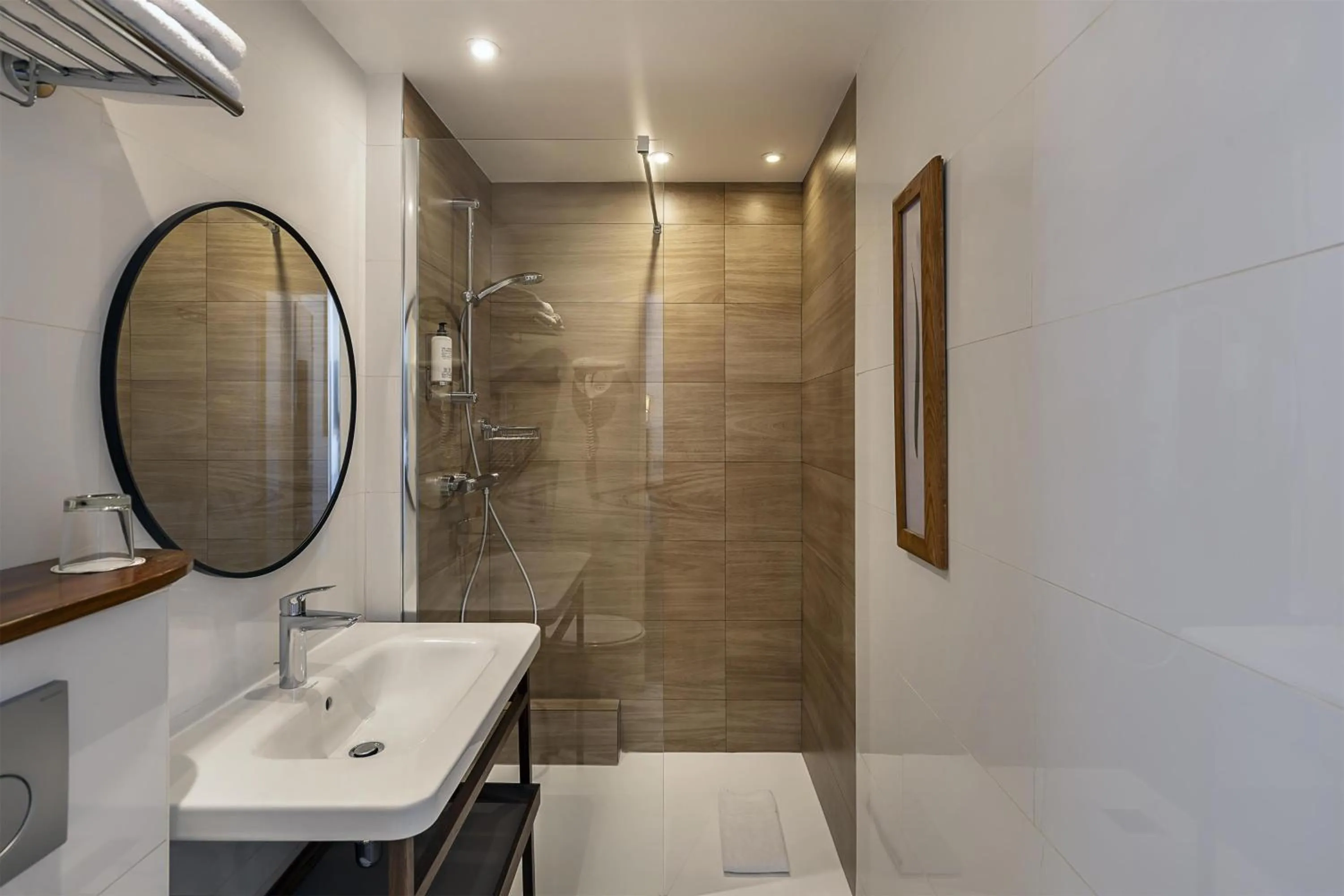 Bathroom in Best Western Aramis Saint Germain