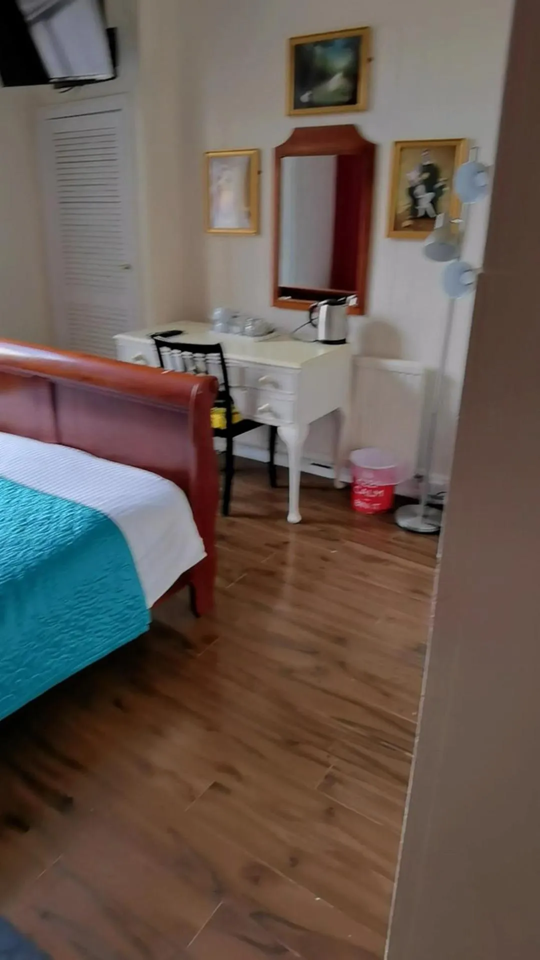 Bed in Regency Hotel