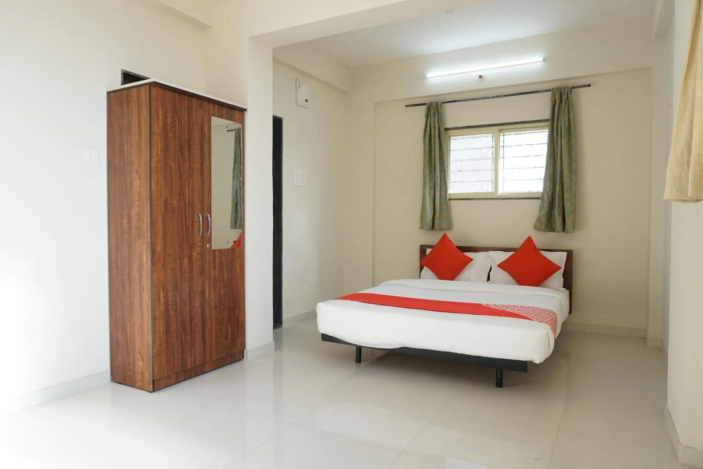 Bedroom, Bed in Hotel O Arusai