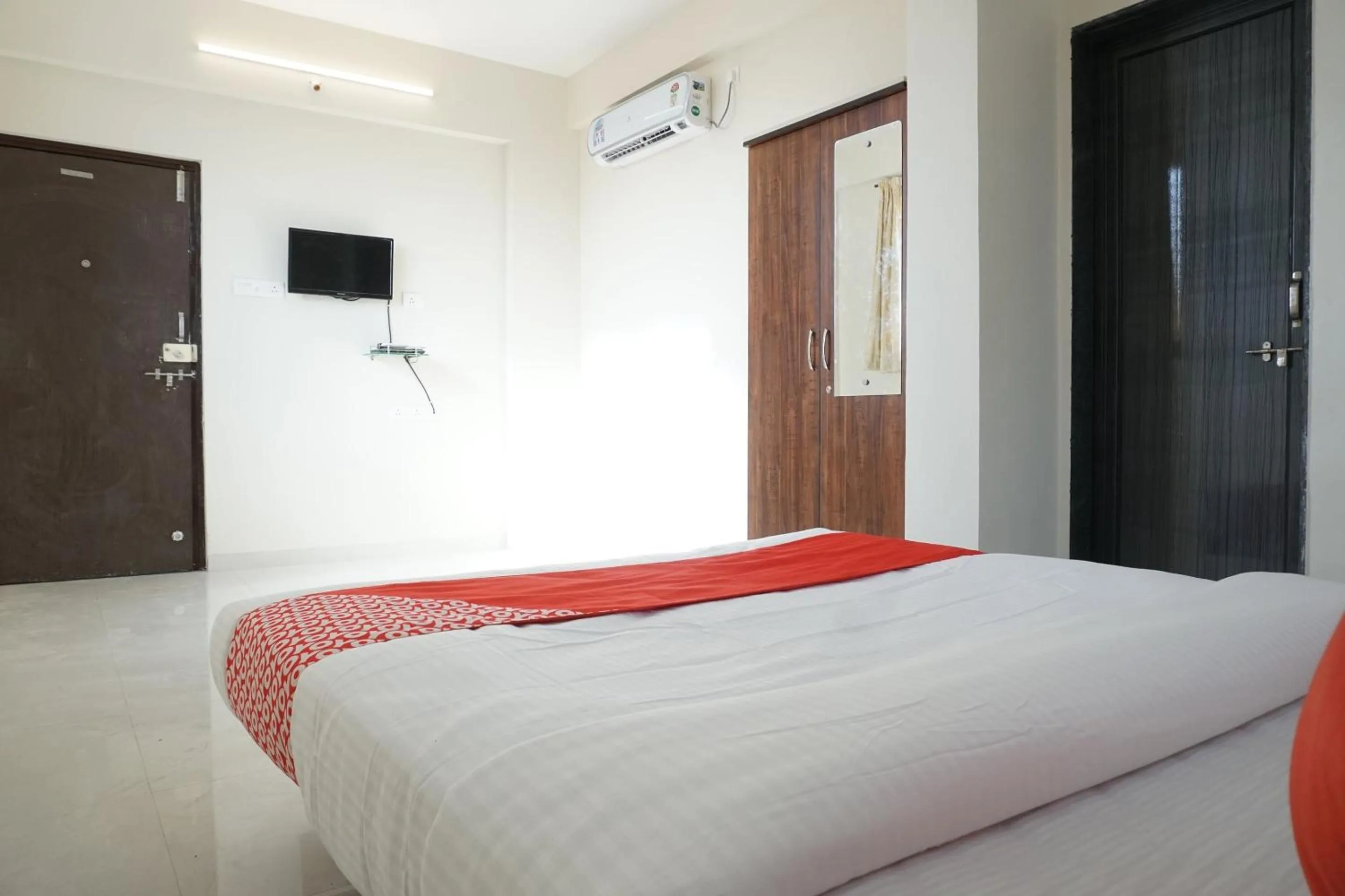 Bedroom, Bed in Hotel O Arusai