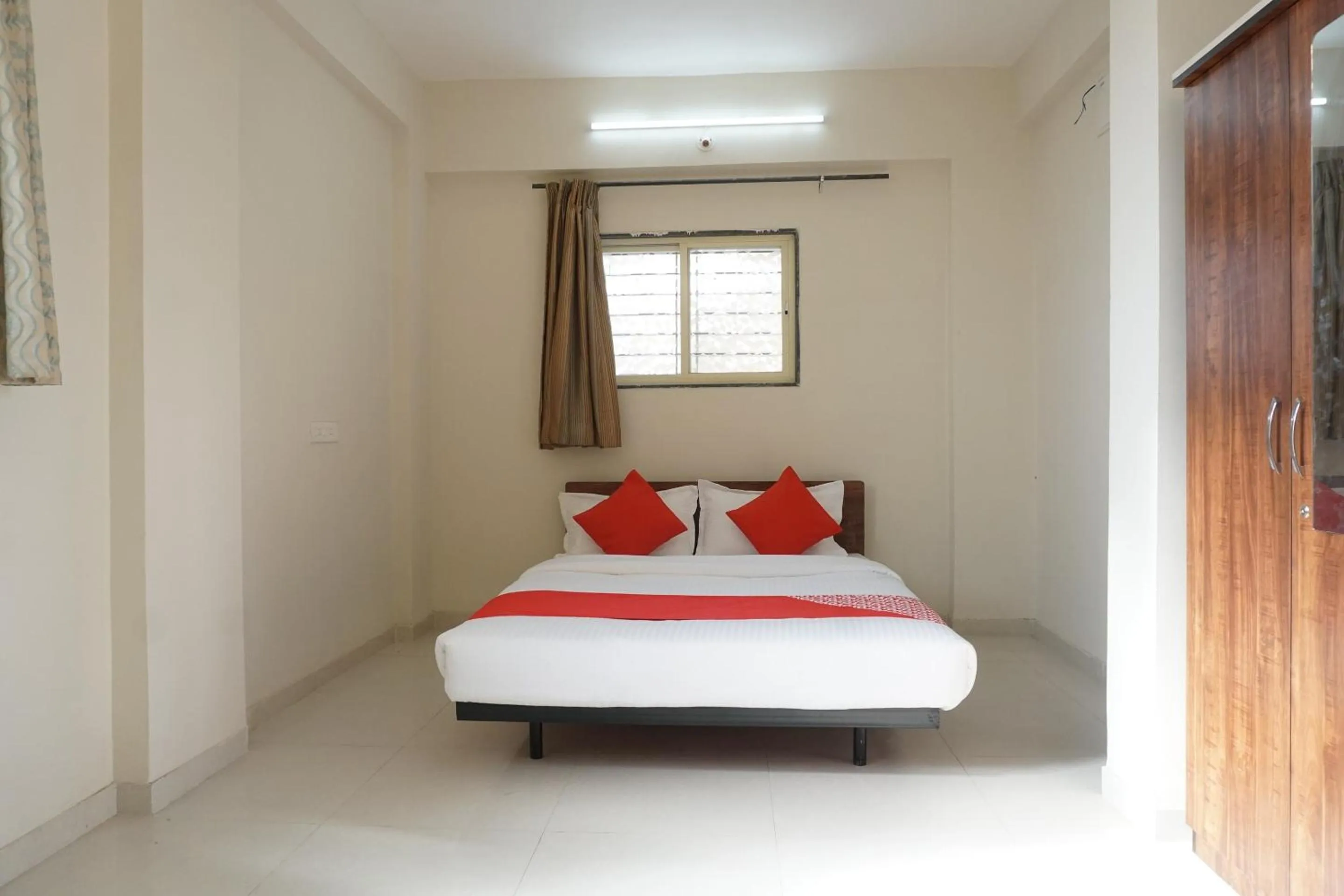 Bedroom, Bed in Hotel O Arusai