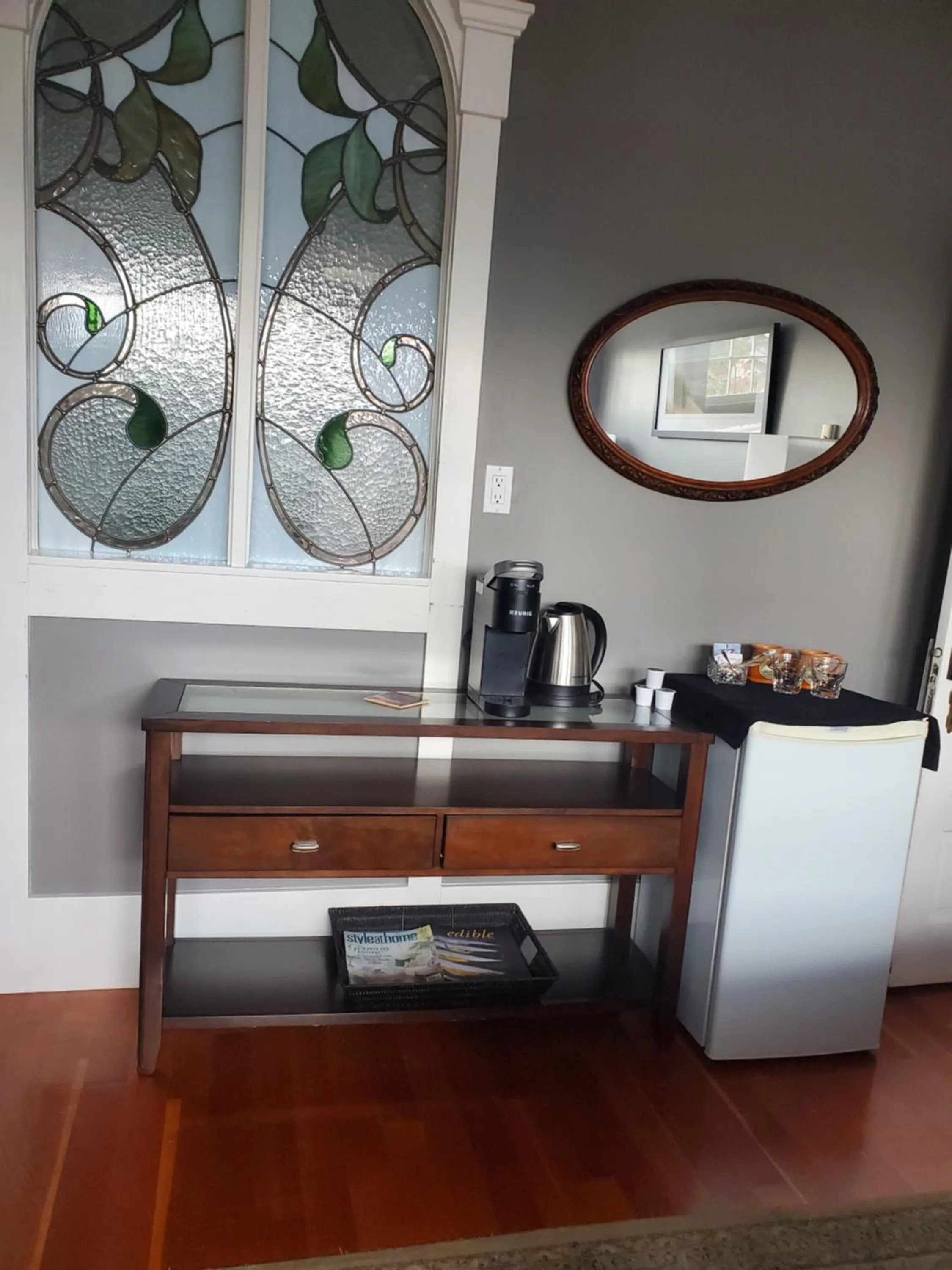 Coffee/tea facilities in The Ivy on Parker Guest House