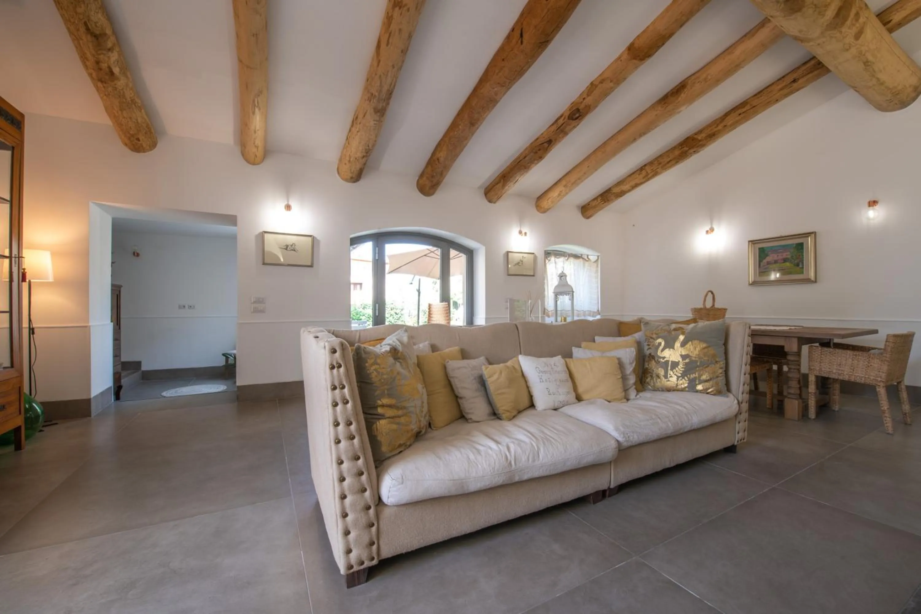 Communal lounge/ TV room in B&B Casa Franco