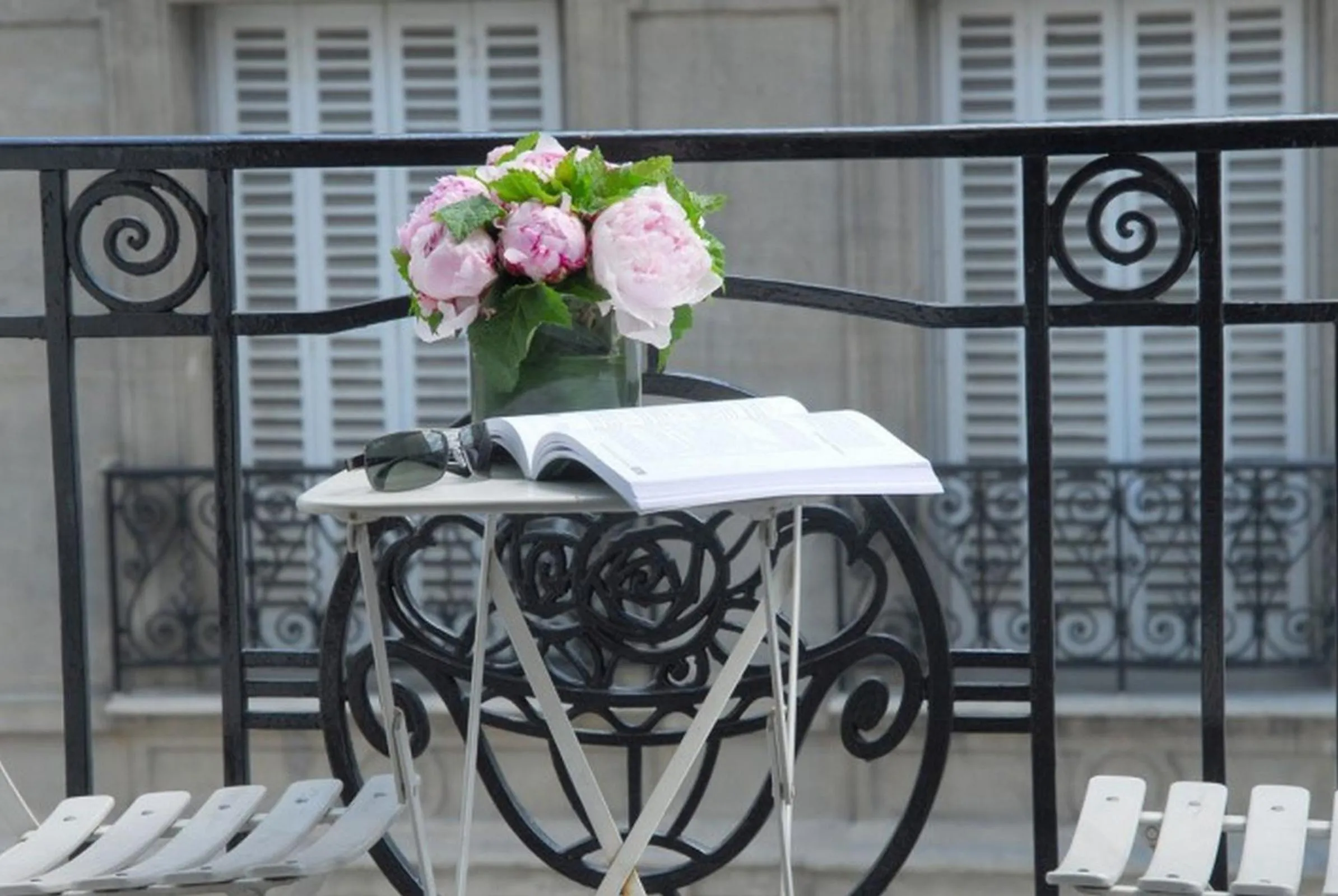 Decorative detail in Le Général Hôtel