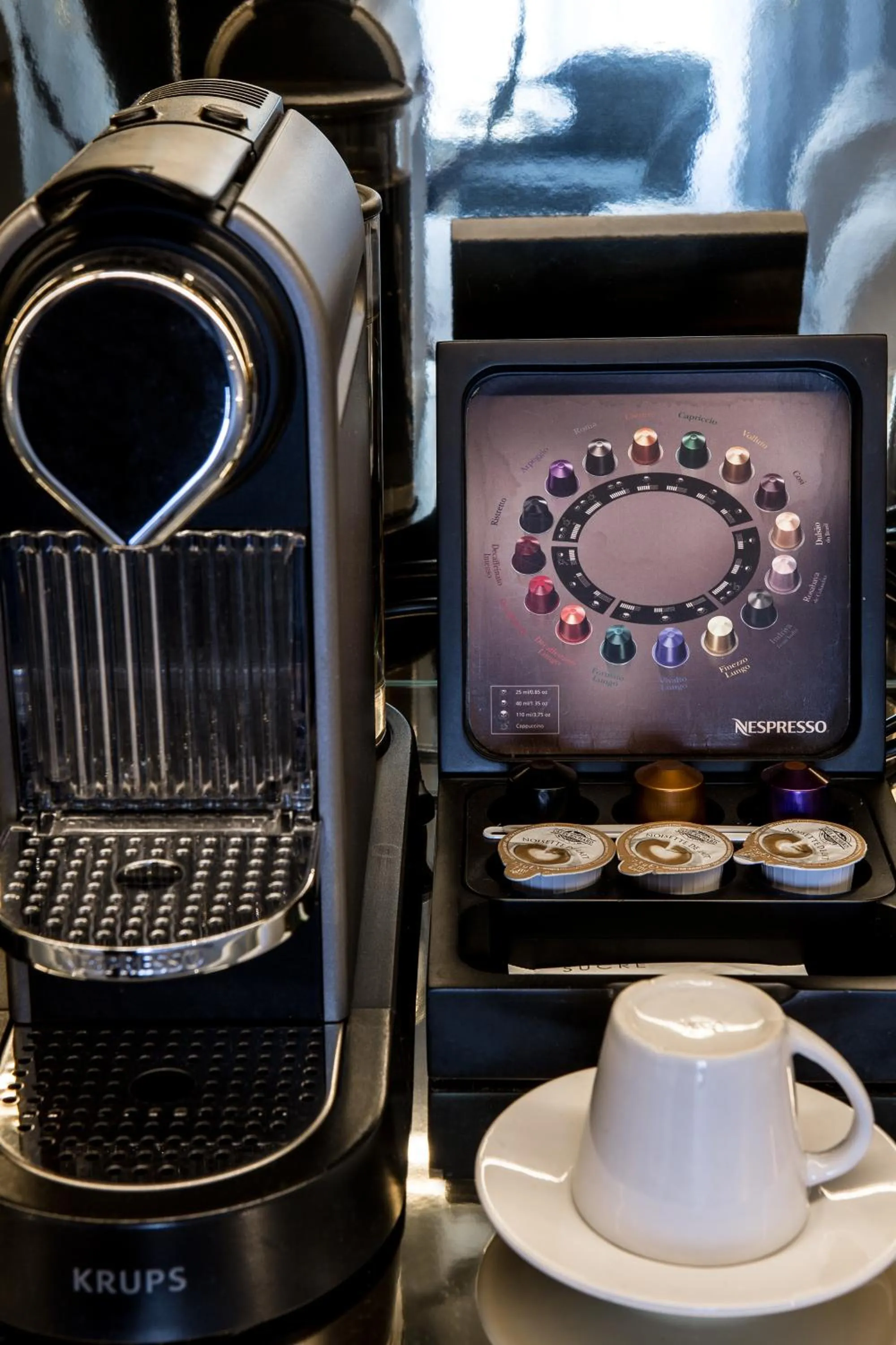 Coffee/tea facilities in Le Général Hôtel