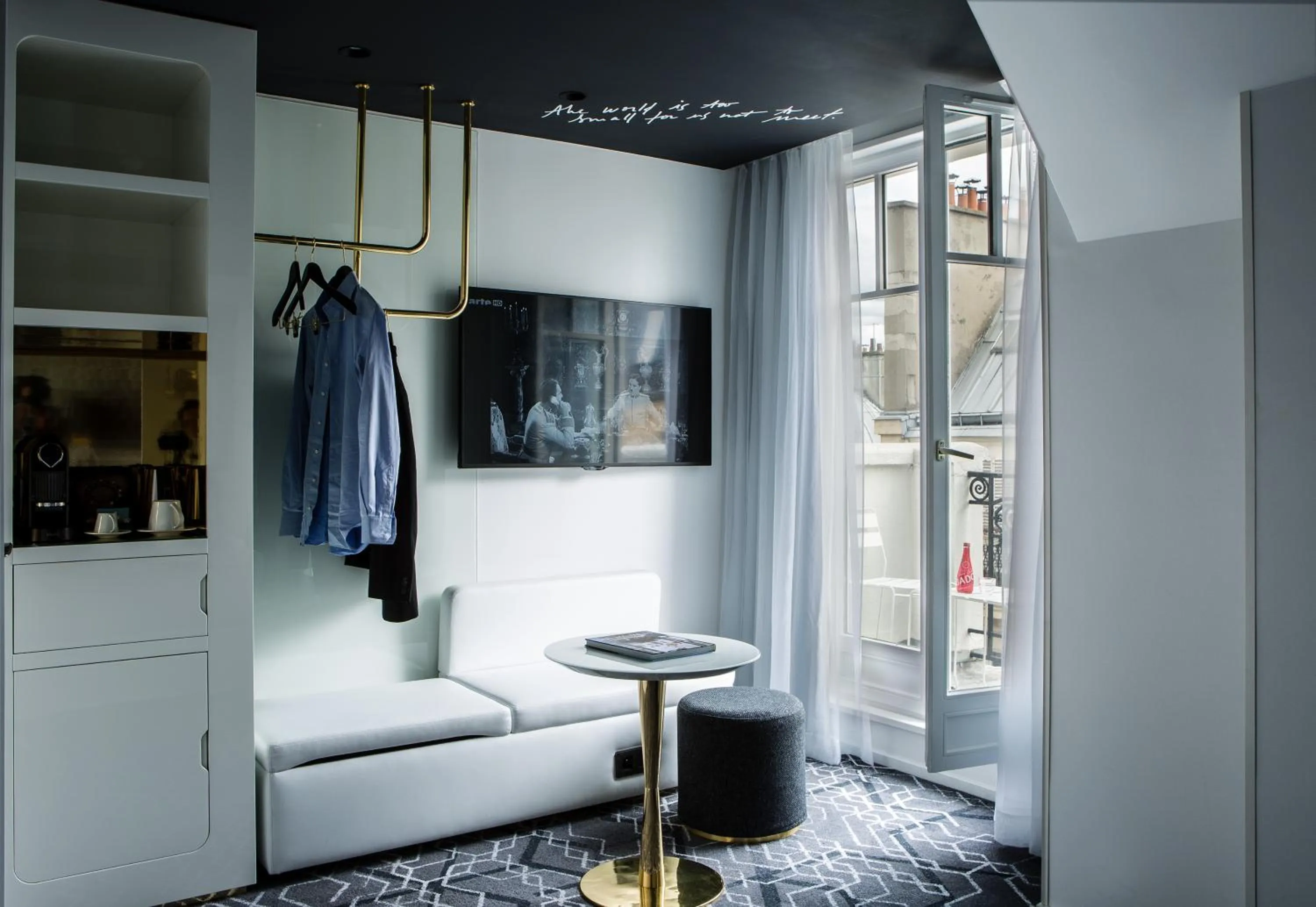 Day, Bed in Le Général Hôtel