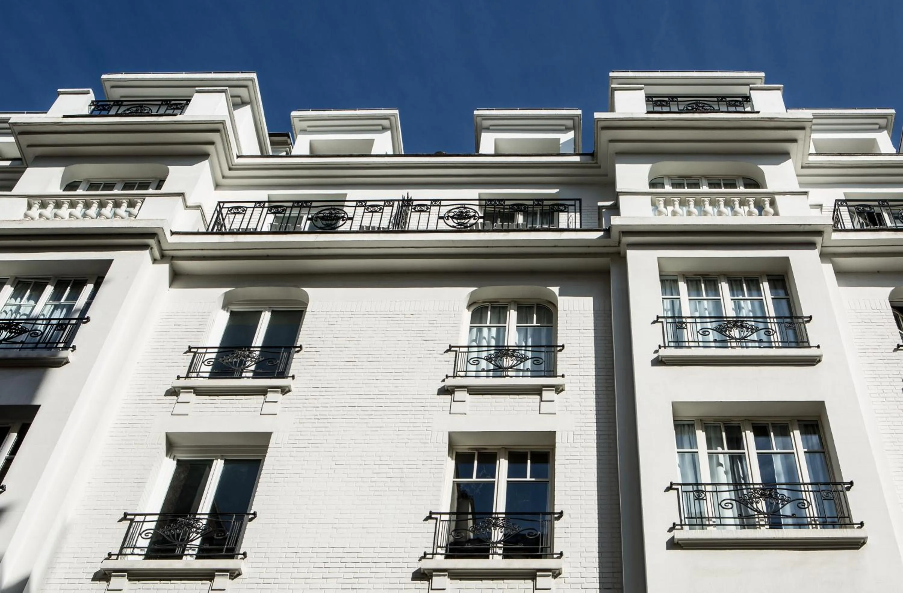 Property building in Le Général Hôtel