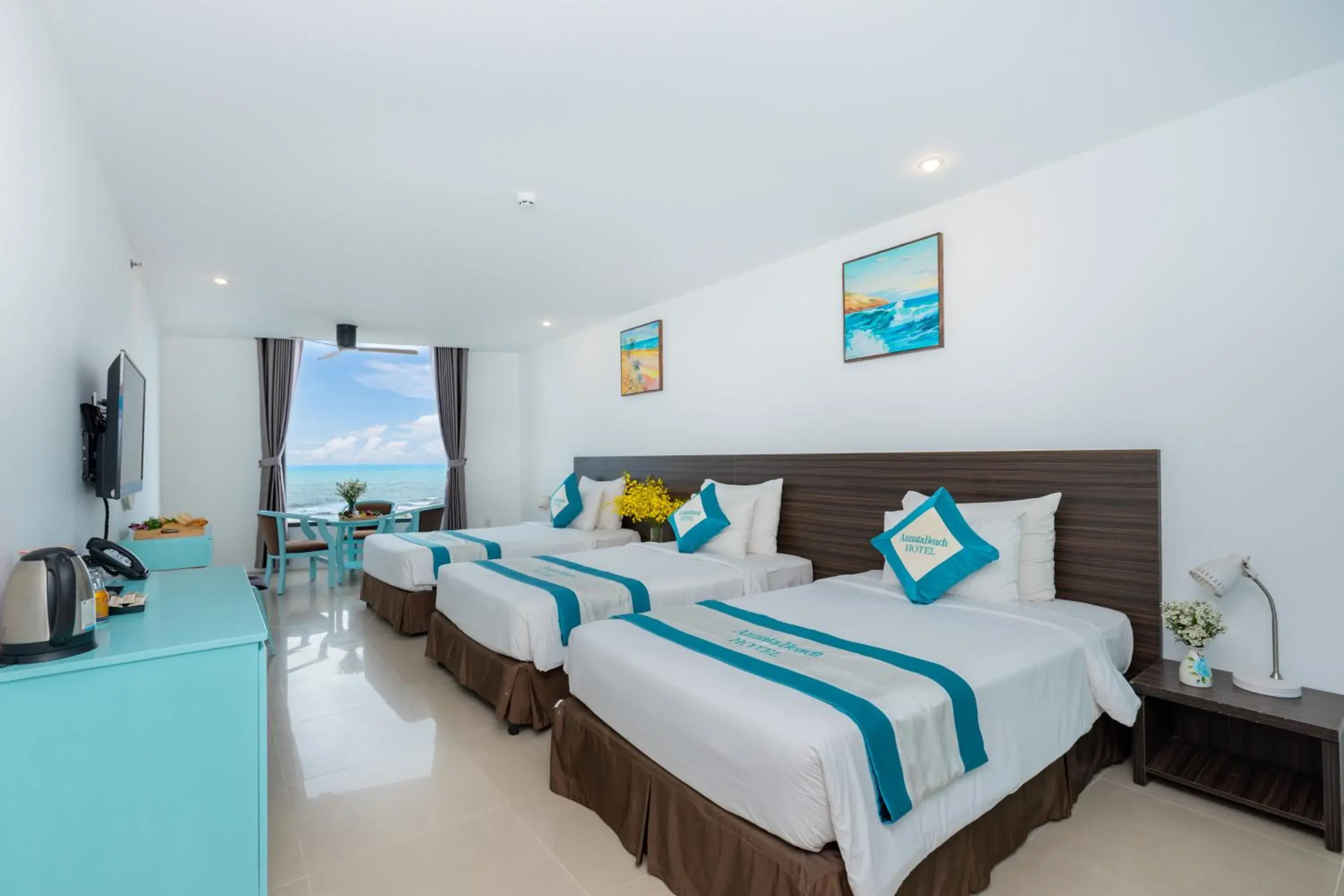 Deluxe Triple Room with Sea View in Annata Beach Hotel Deluxe Triple Room with Sea View in Annata Beach Hotel