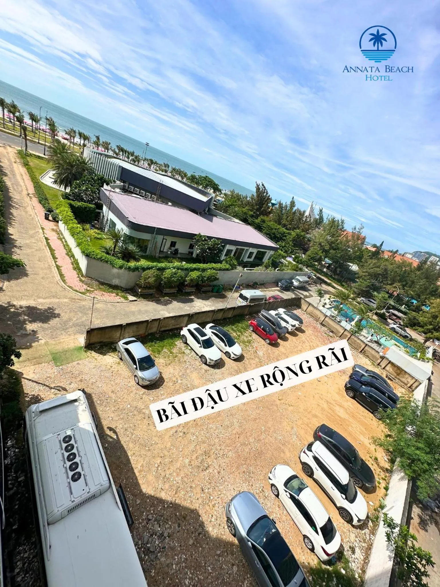 Parking in Annata Beach Hotel