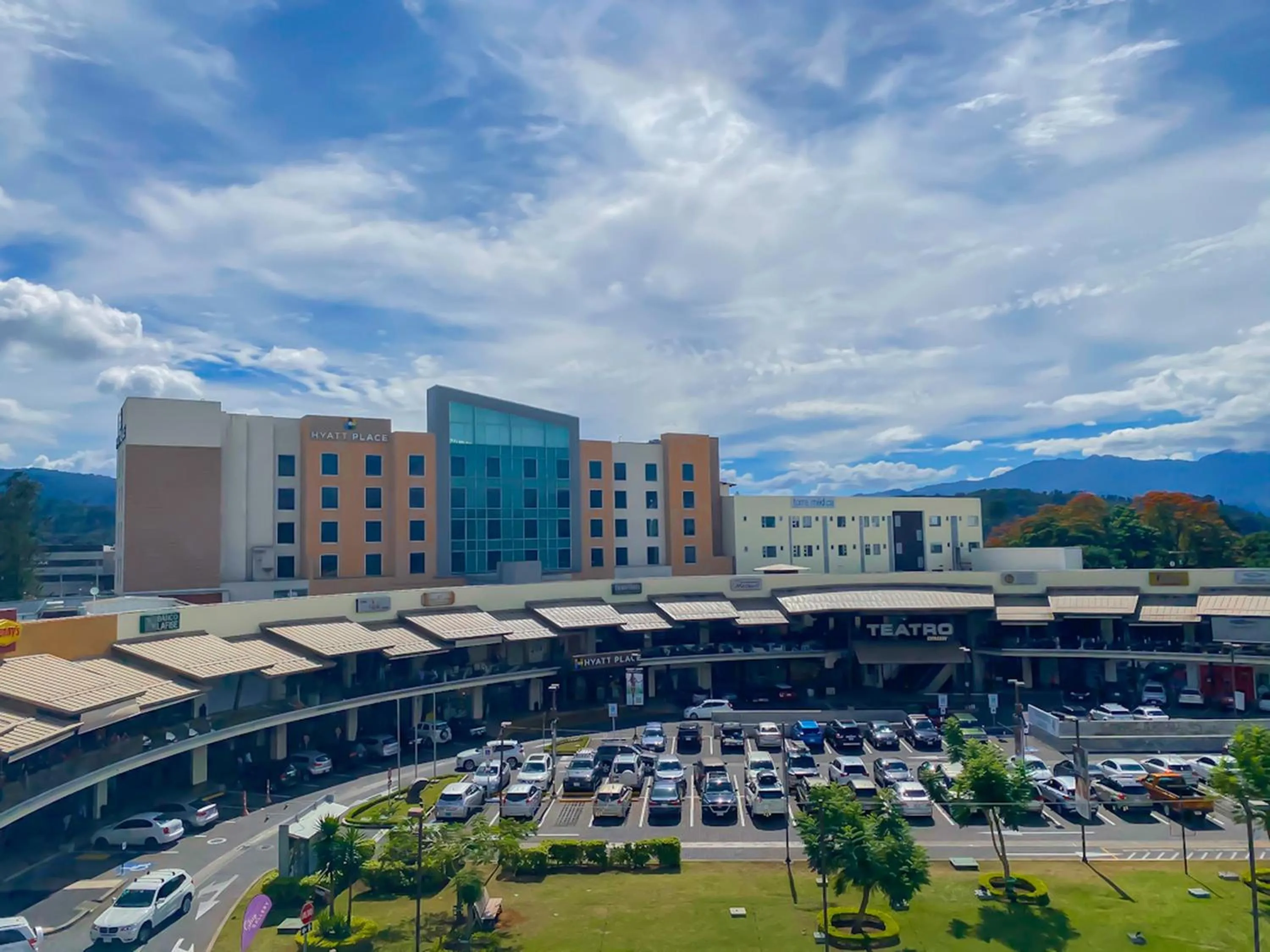 Property building in Hyatt Place San Jose Pinares