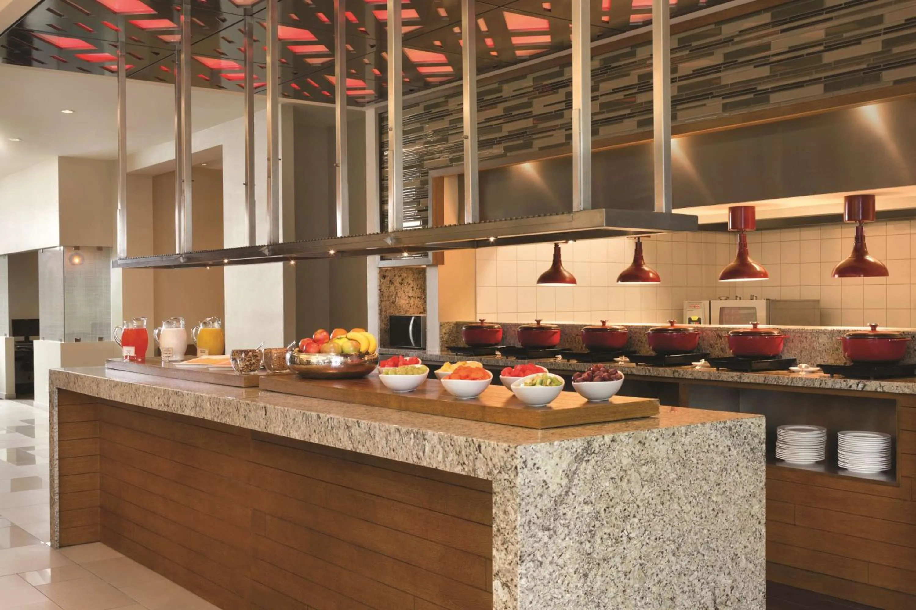 Restaurant/places to eat in Hyatt Place San Jose Pinares