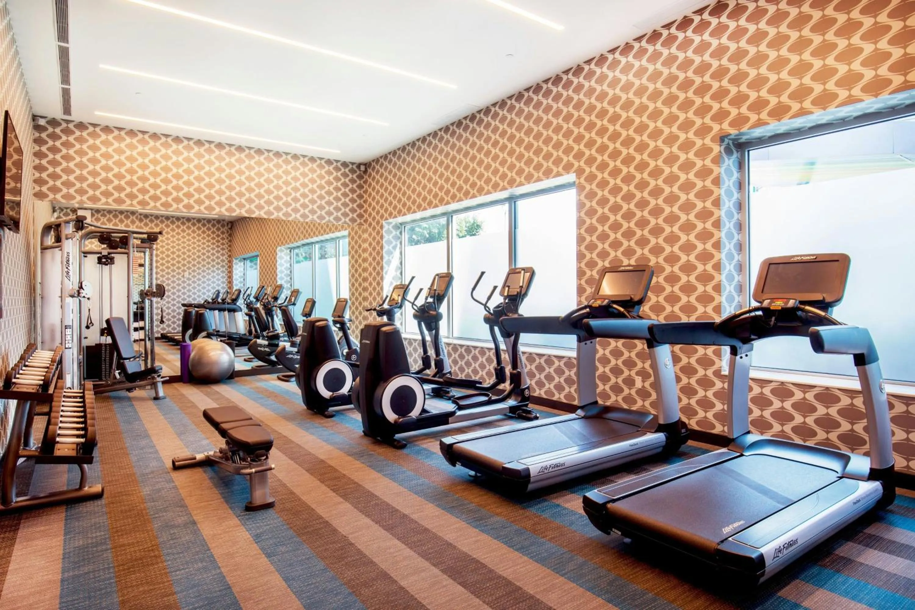 Fitness centre/facilities in Aloft New York LaGuardia Airport