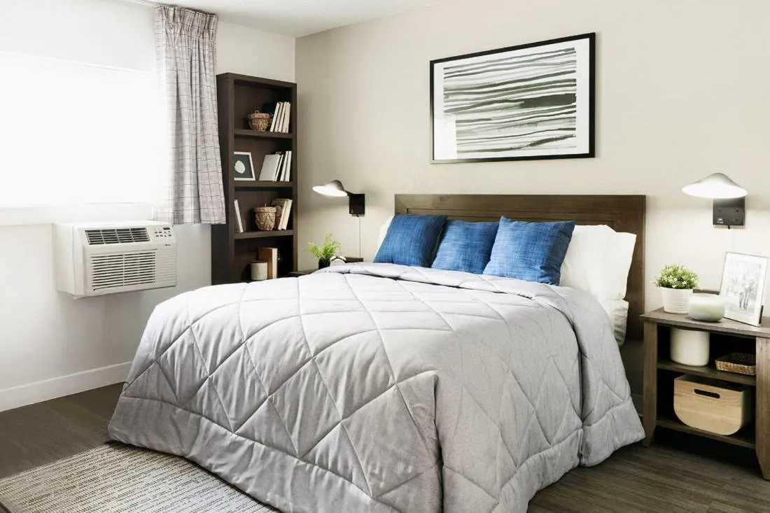 Bed in InTown Suites Extended Stay Austin TX - Research Blvd