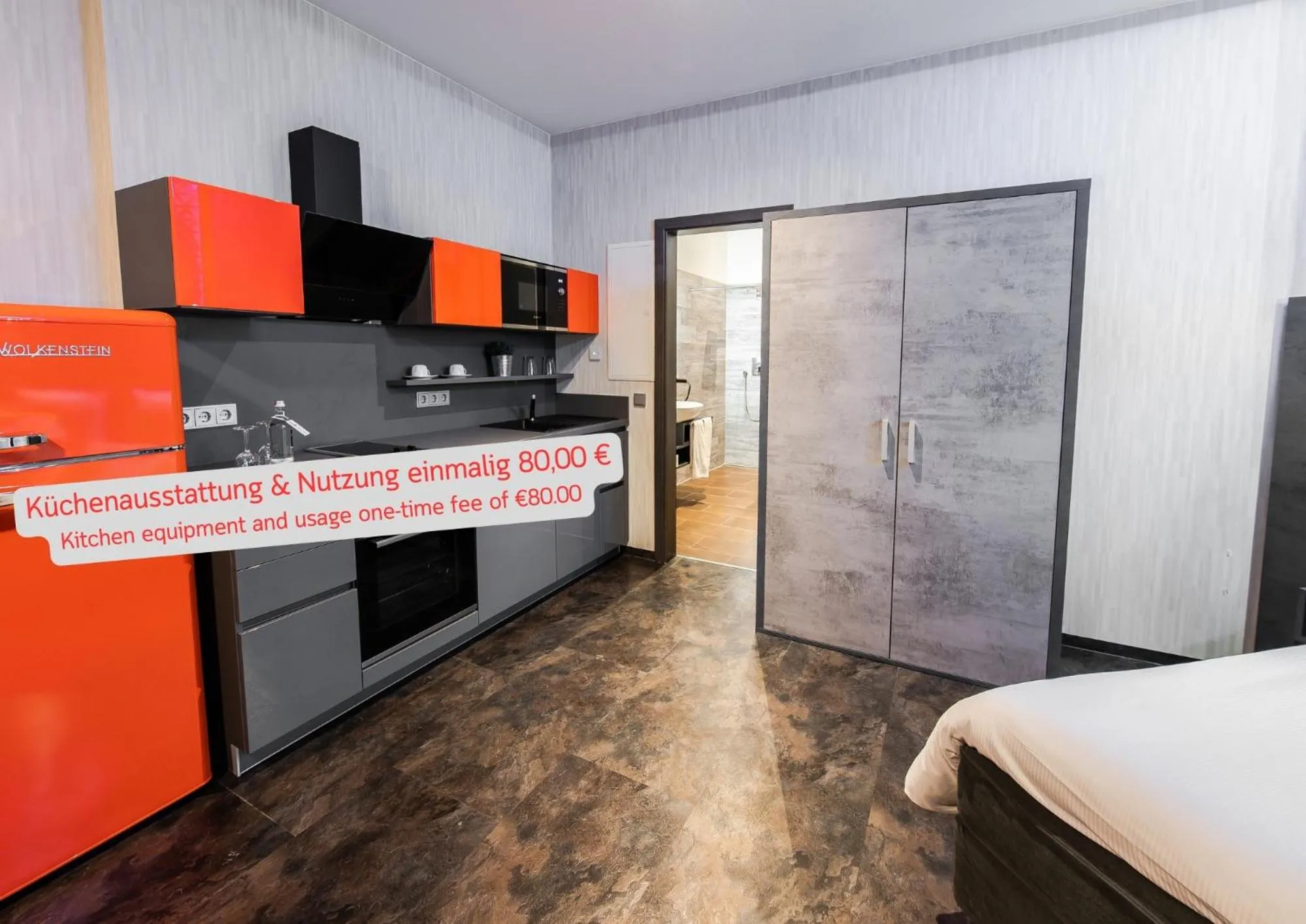 Kitchen or kitchenette in premium by GS Hotel