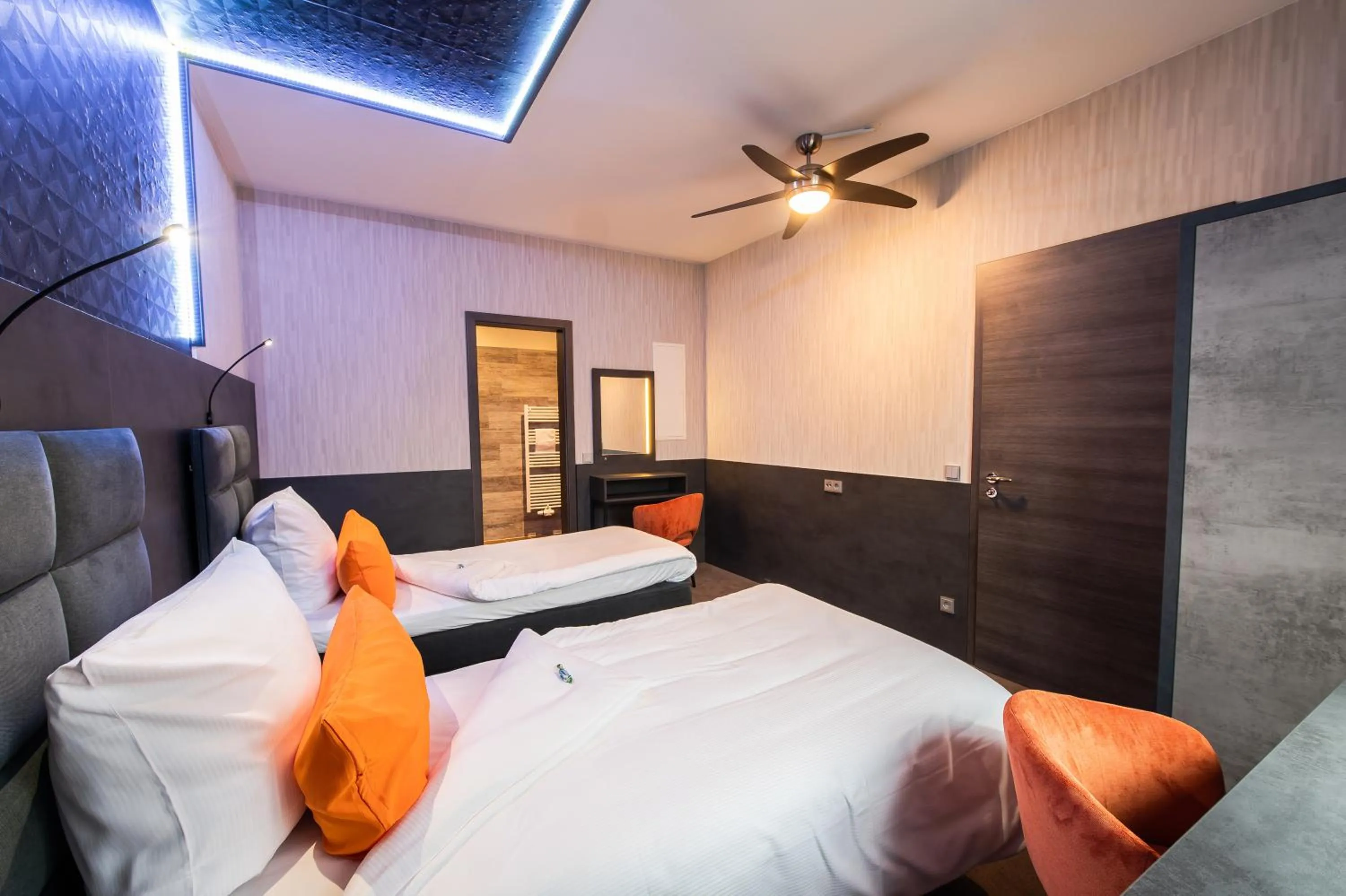 Photo of the whole room, Bed in premium by GS Hotel