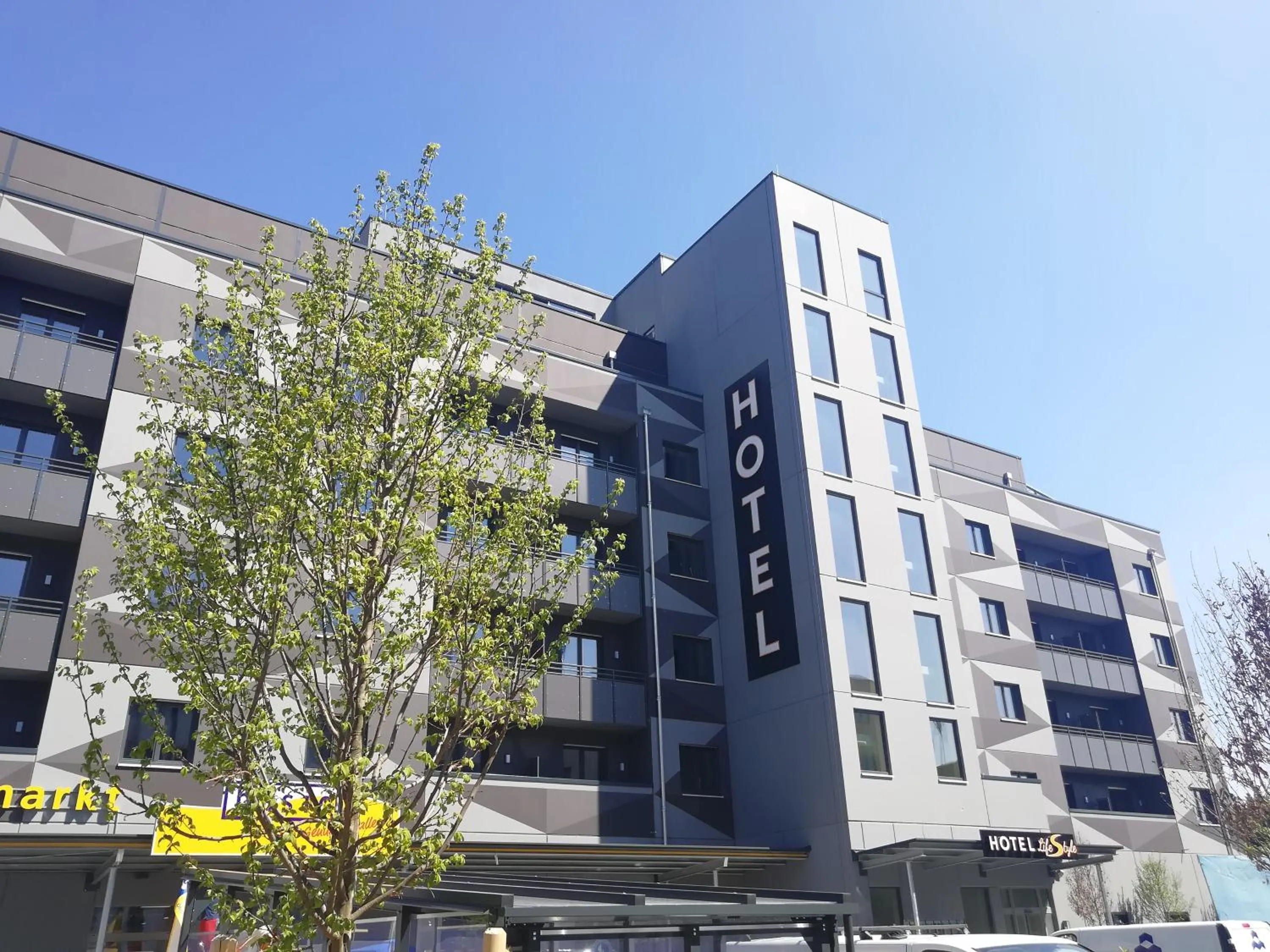 Property building in premium by GS Hotel