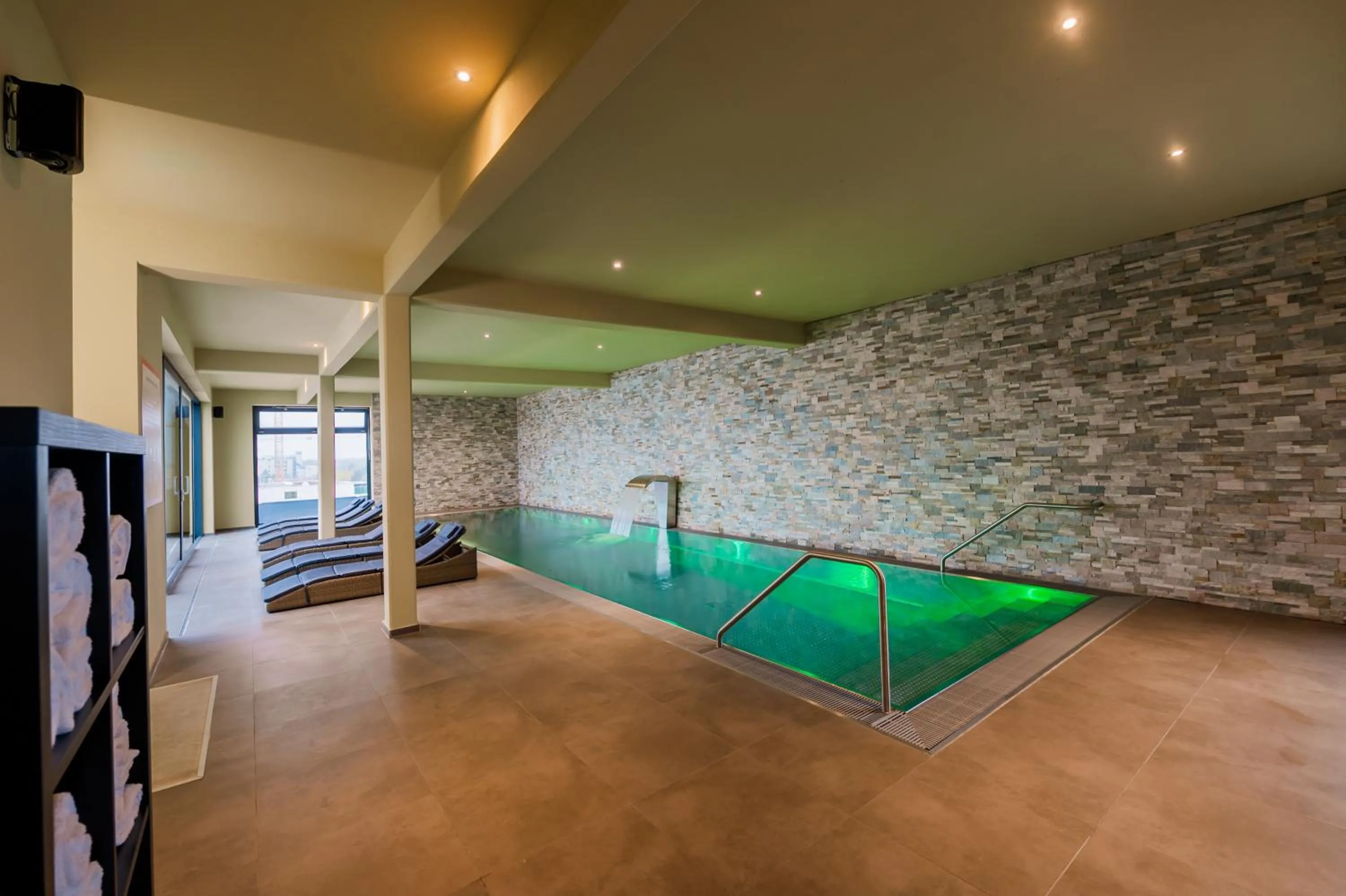 Swimming pool in premium by GS Hotel