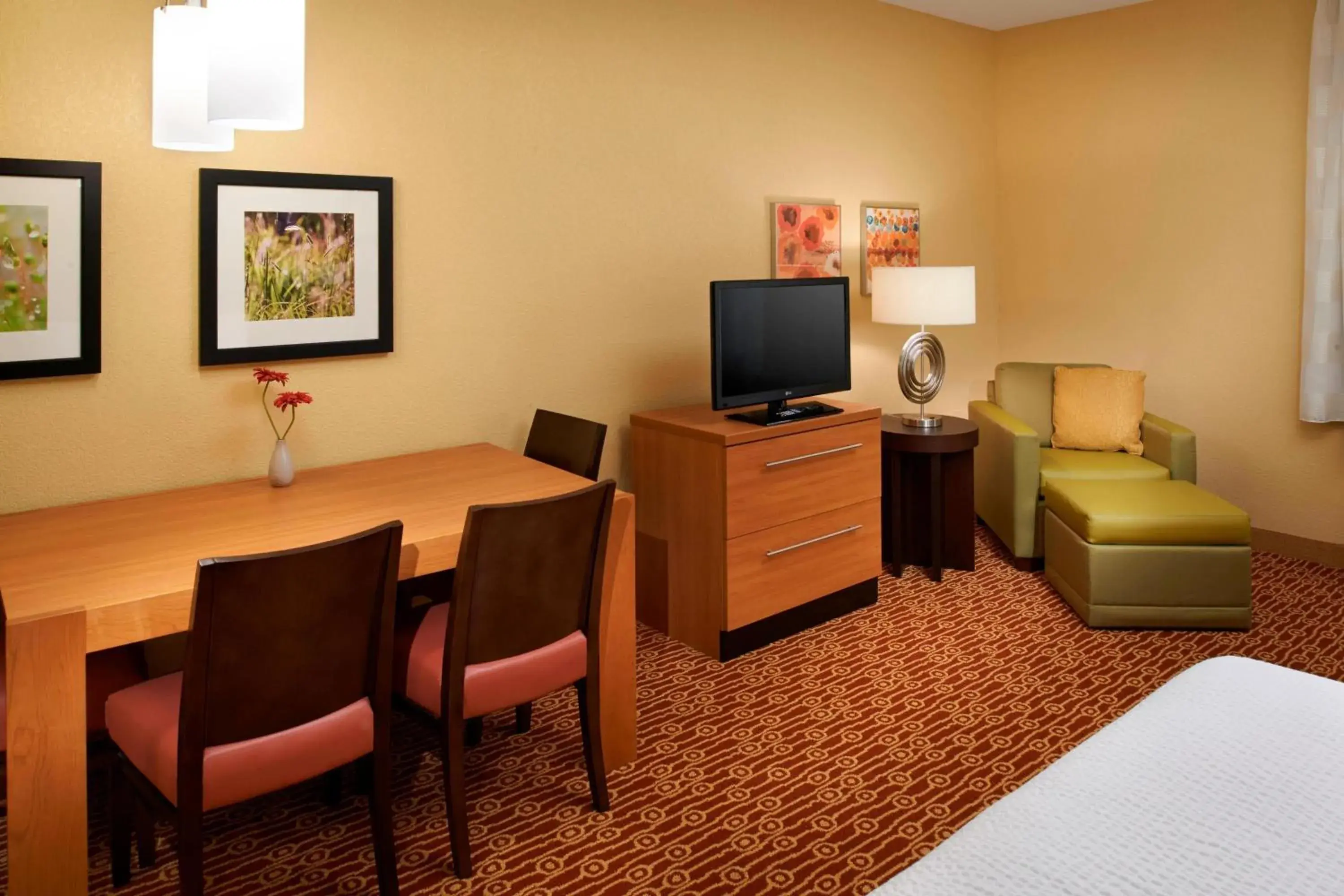 Queen Studio with Two Queen Beds in TownePlace Suites by Marriott Saginaw Queen Studio with Two Queen Beds in TownePlace Suites by Marriott Saginaw