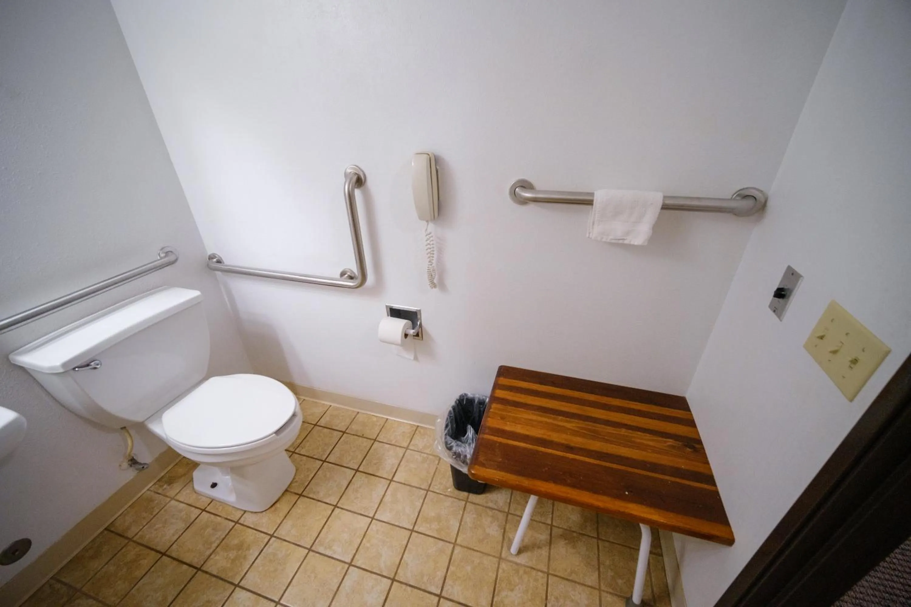 Bathroom in Westwood Inn & Suites Kimball I 90