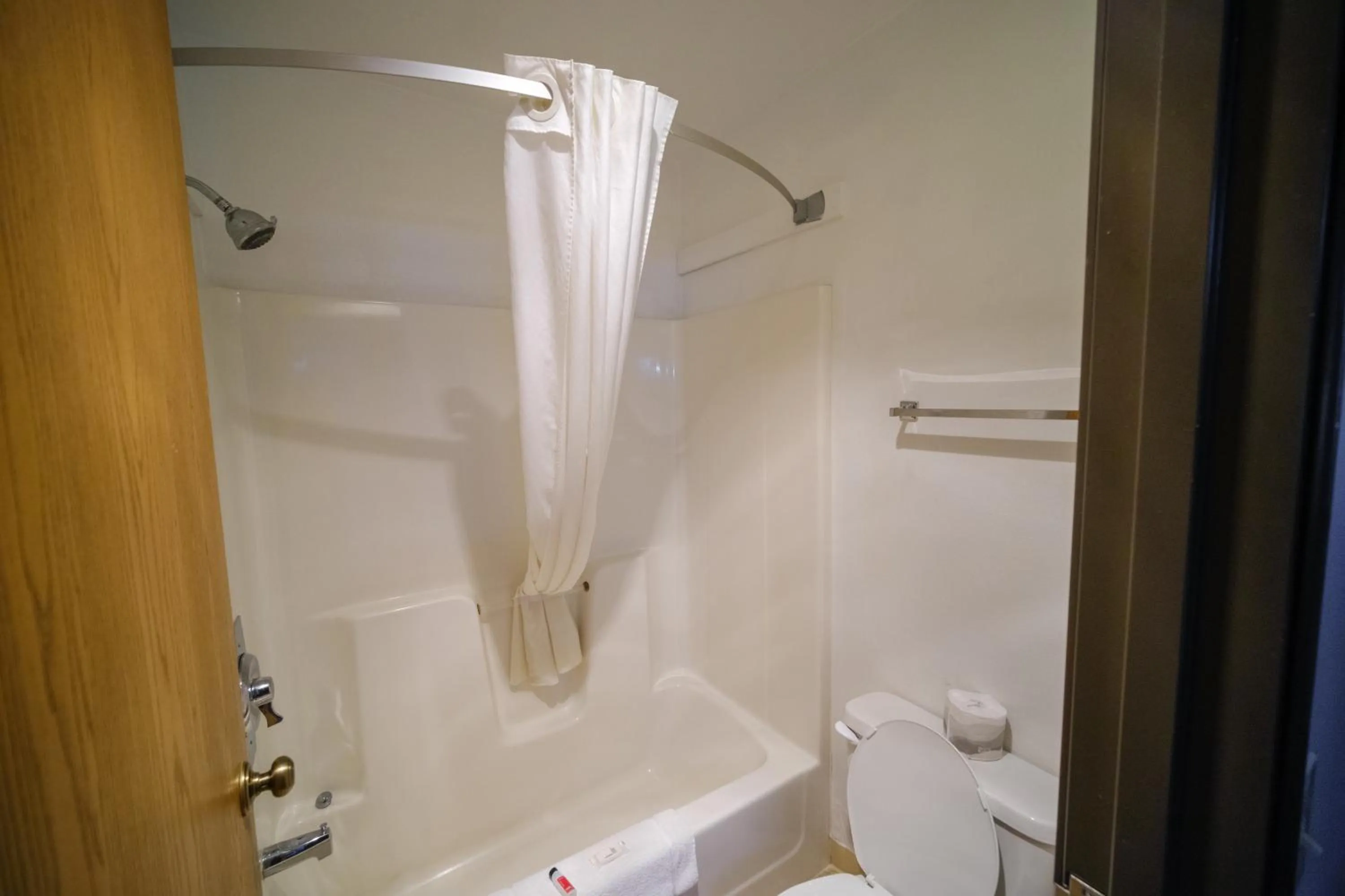 Bathroom in Westwood Inn & Suites Kimball I 90