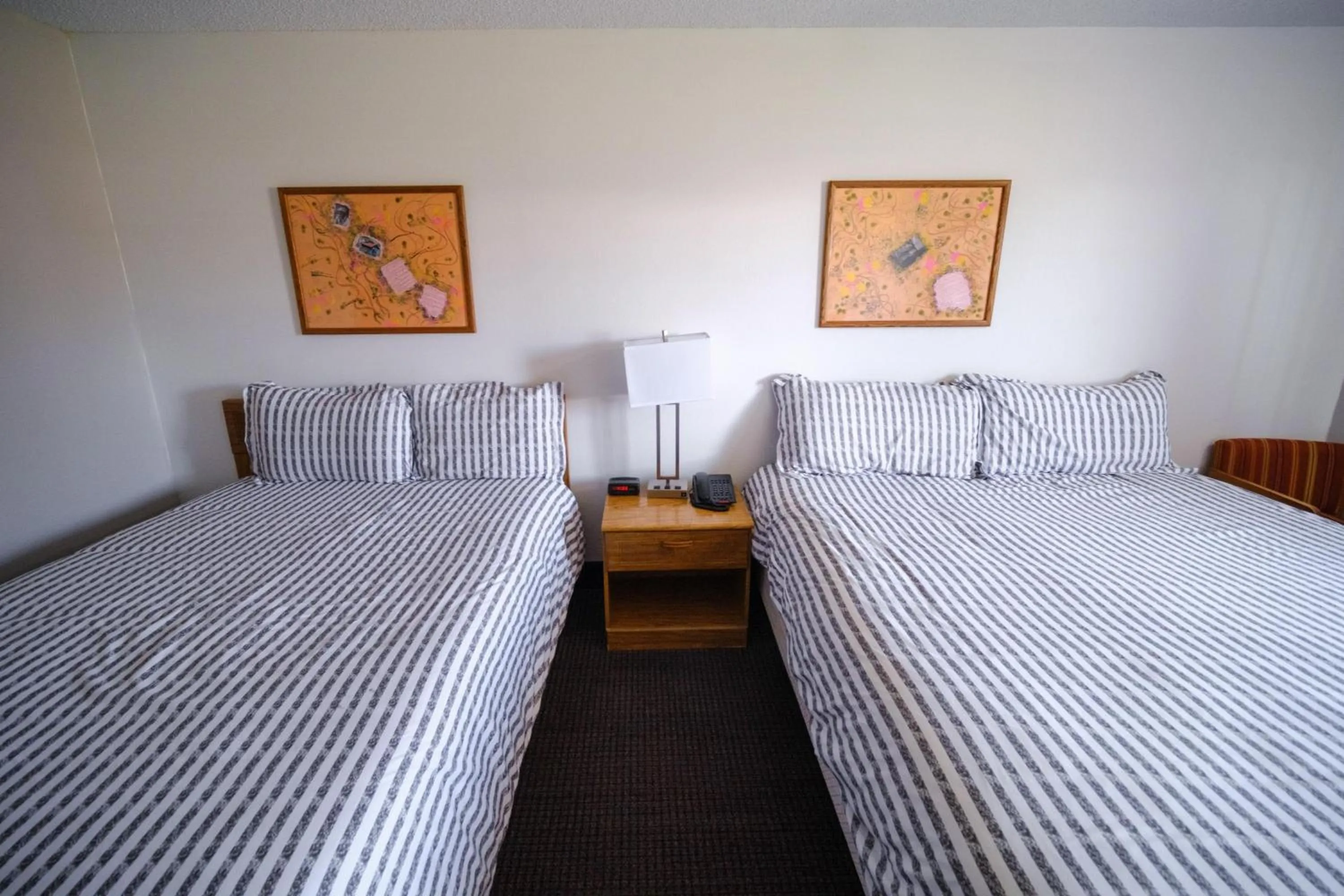 Bedroom, Bed in Westwood Inn & Suites Kimball I 90