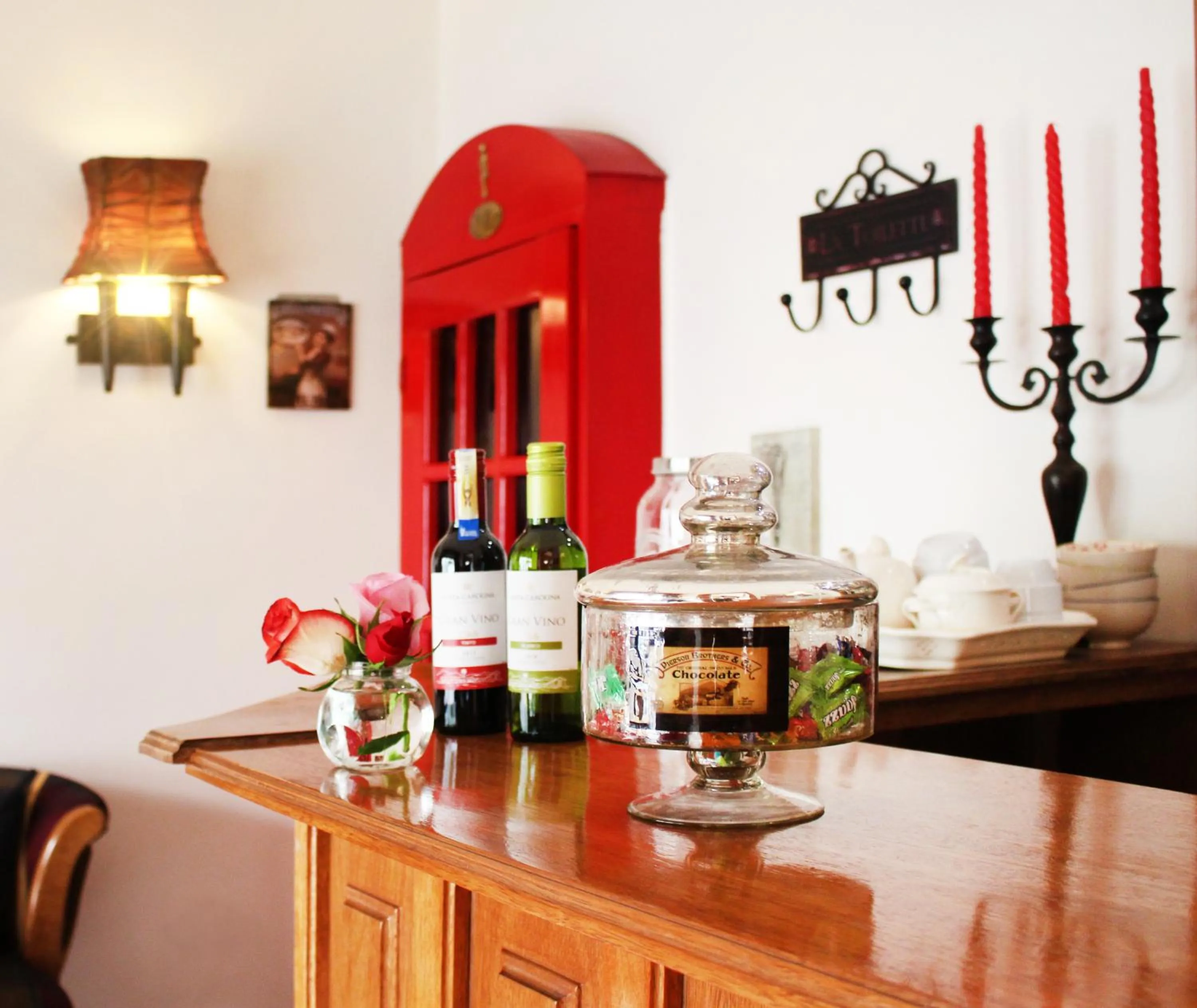 Lounge or bar in Casa Joaquin Boutique Hotel