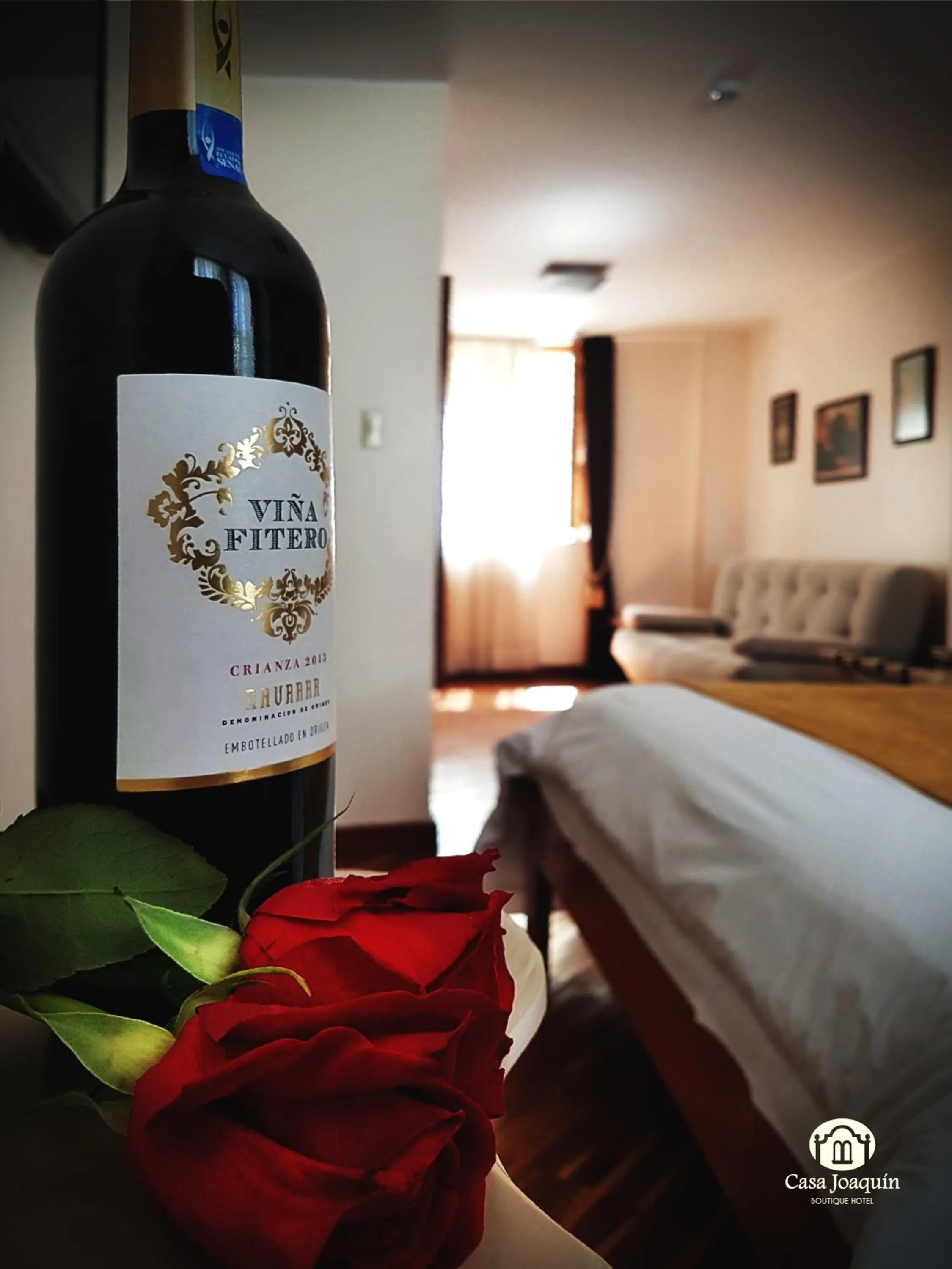 Alcoholic drinks, Bed in Casa Joaquin Boutique Hotel