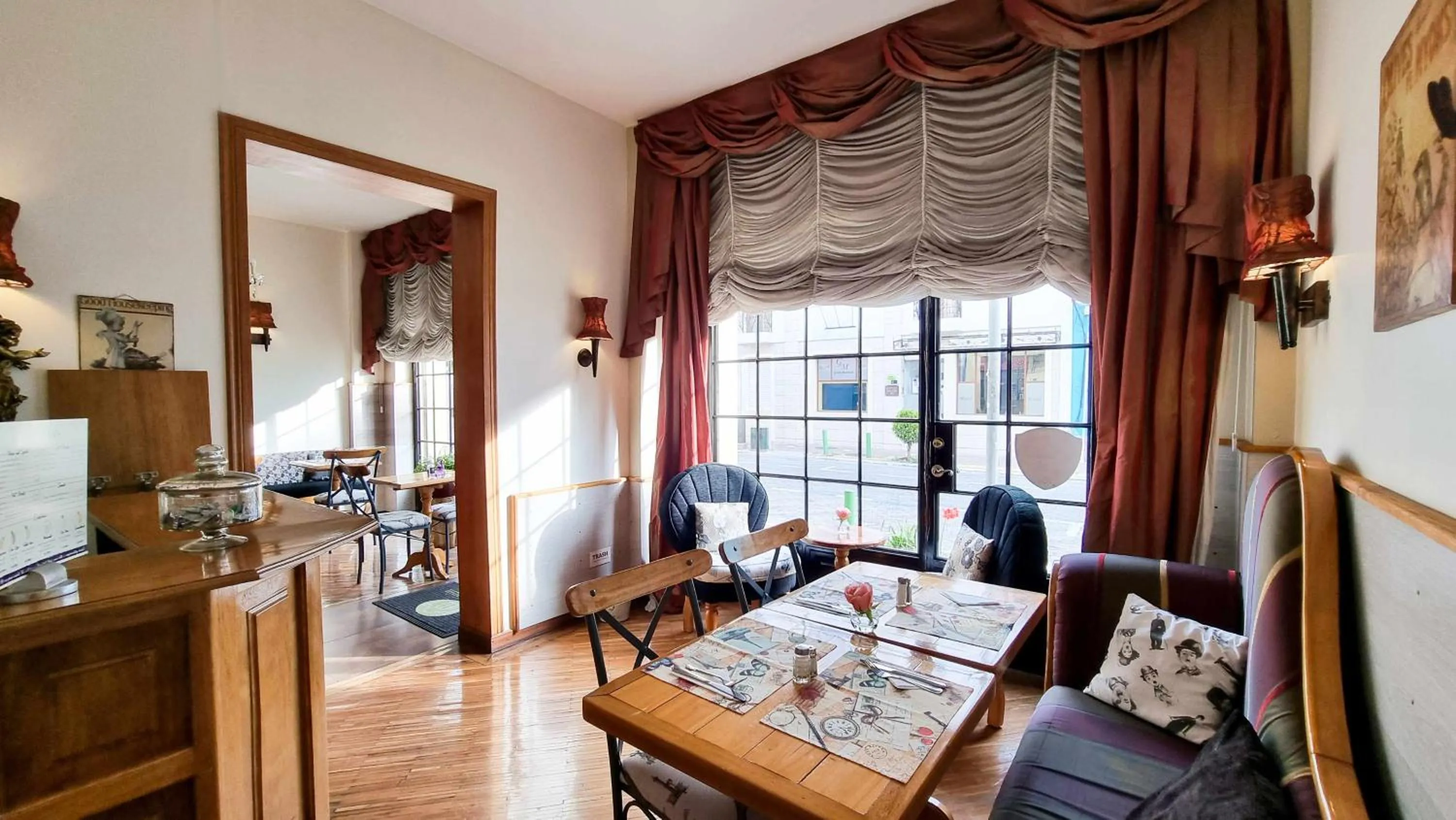 Lounge or bar in Casa Joaquin Boutique Hotel