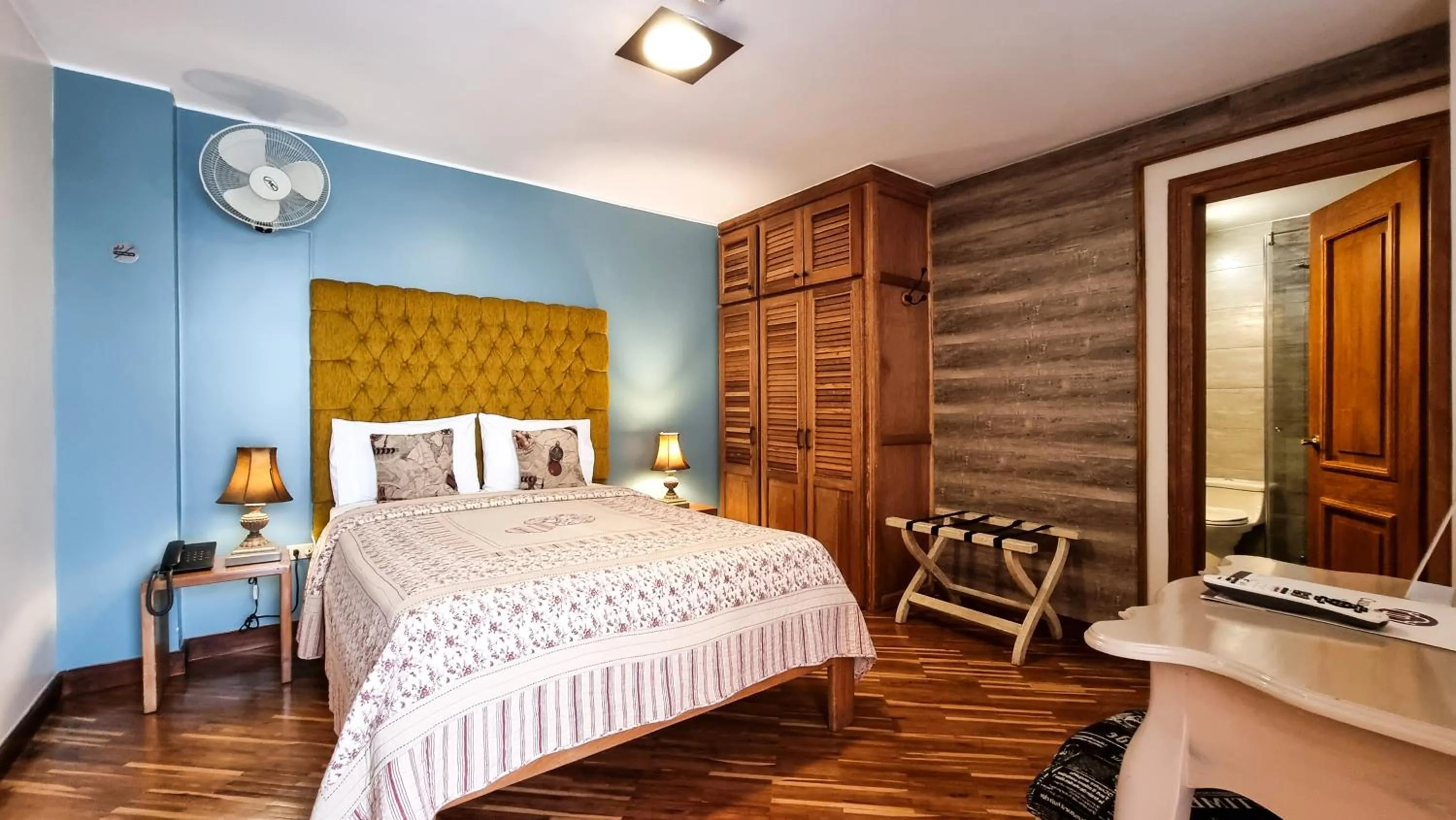 Photo of the whole room, Bed in Casa Joaquin Boutique Hotel