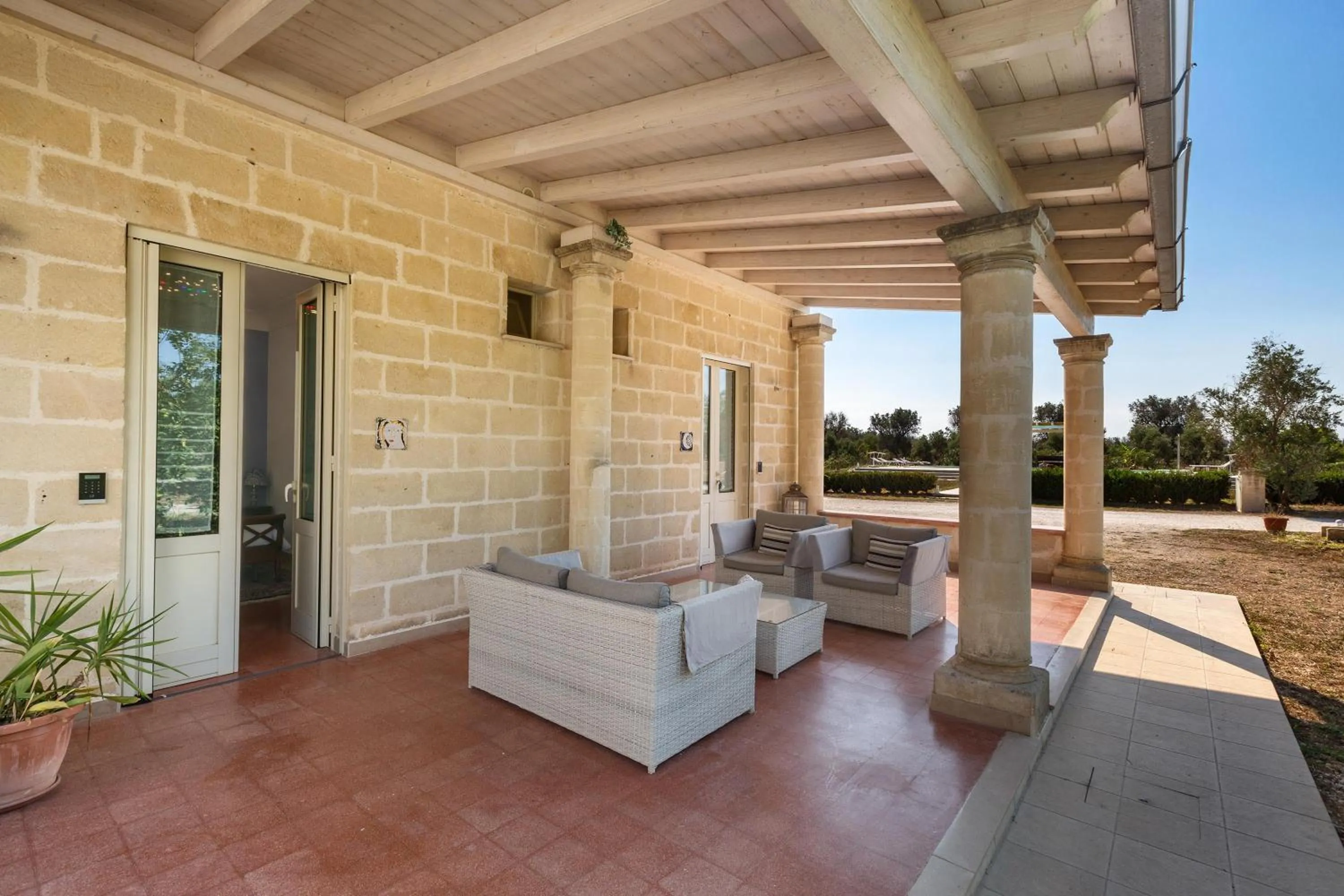 Patio in Casino Casalino by Perle di Puglia