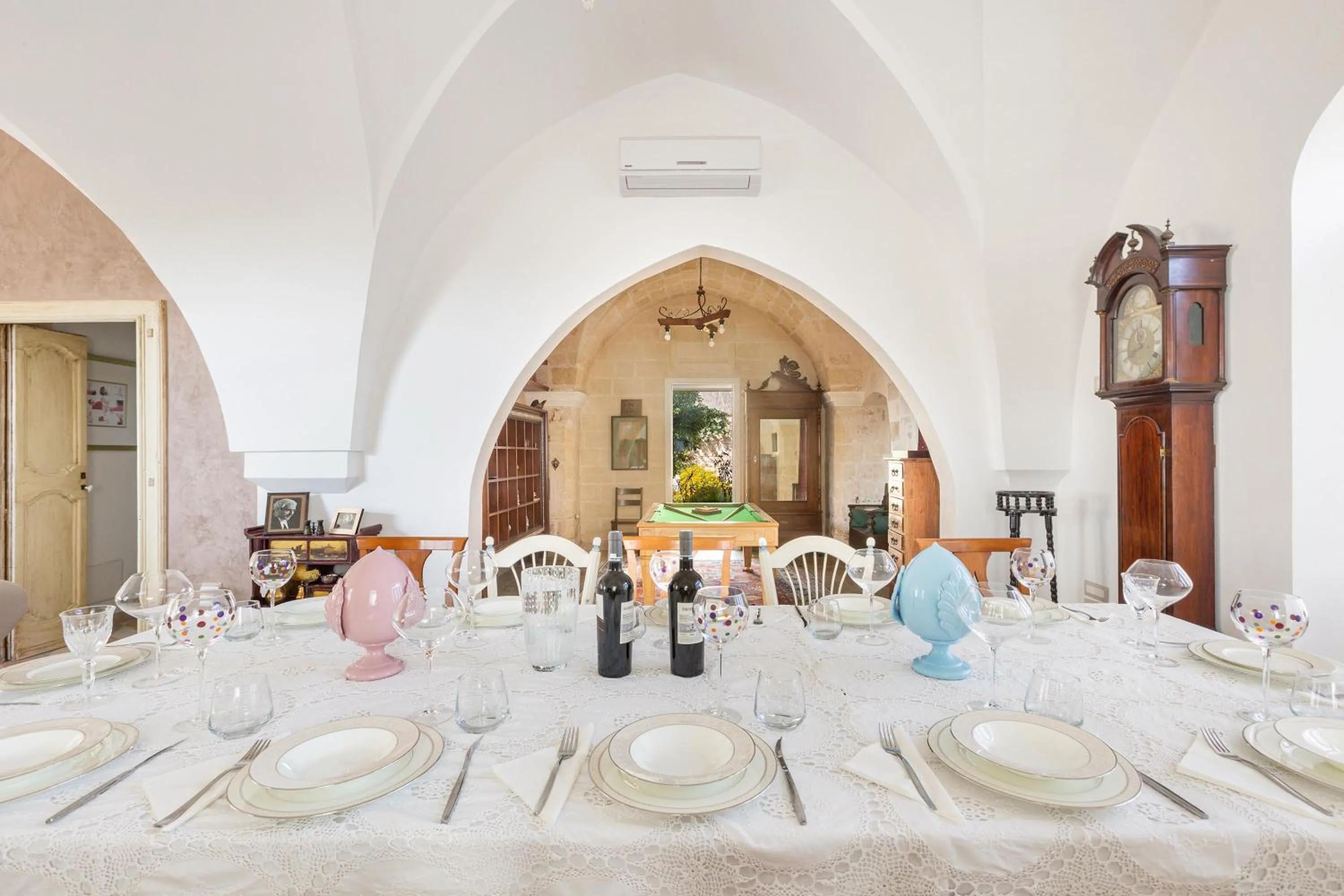 Dining area in Casino Casalino by Perle di Puglia
