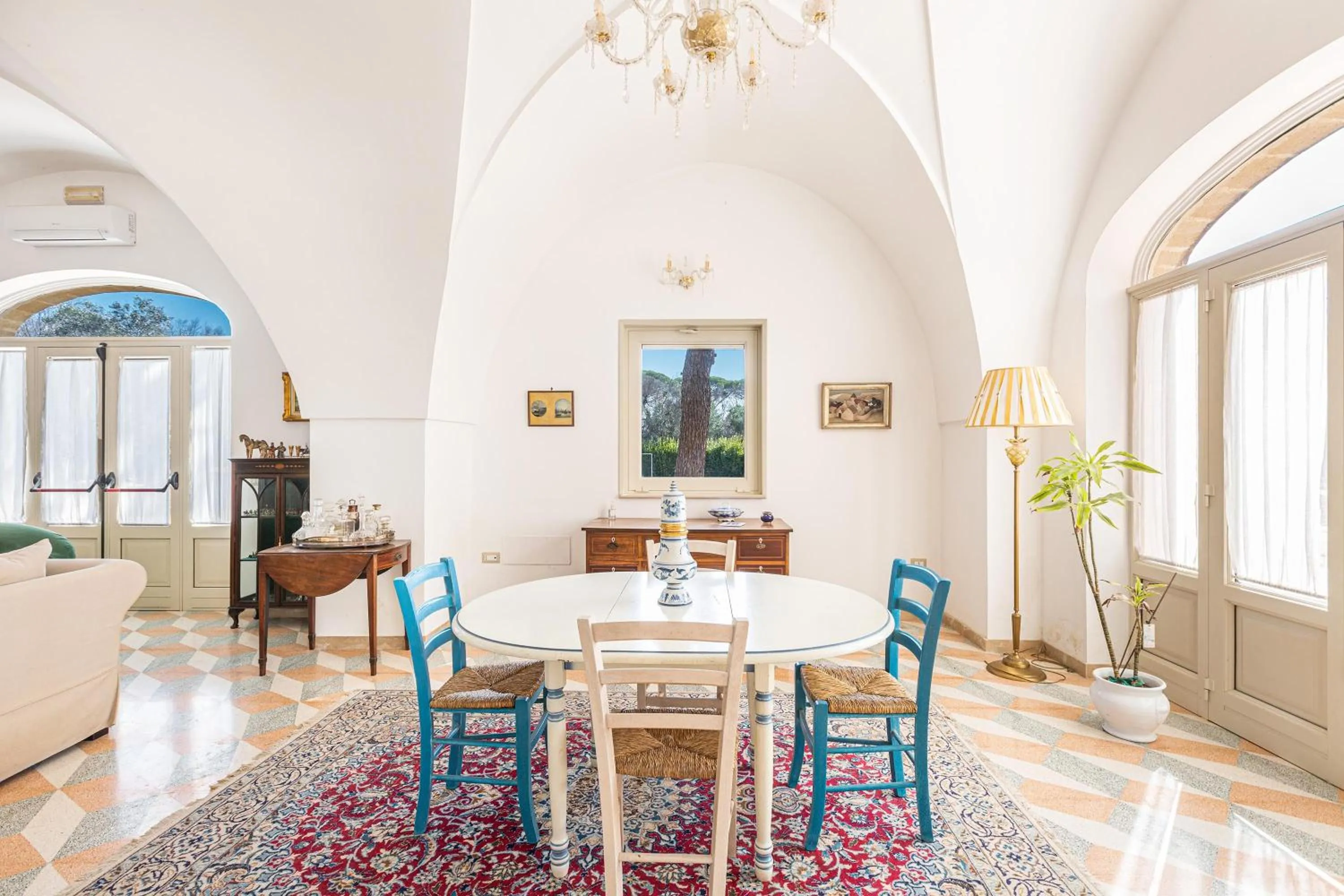 Living room in Casino Casalino by Perle di Puglia