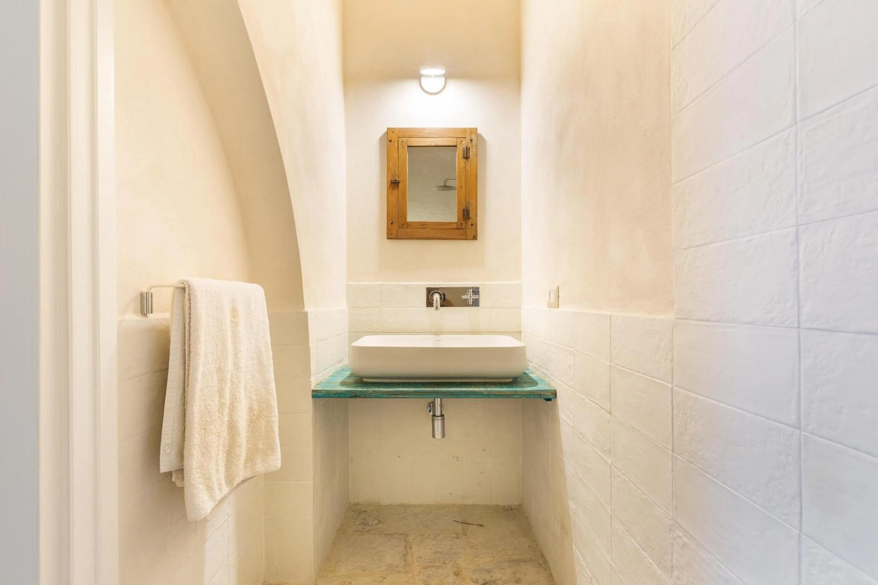 Bathroom in Casino Casalino by Perle di Puglia